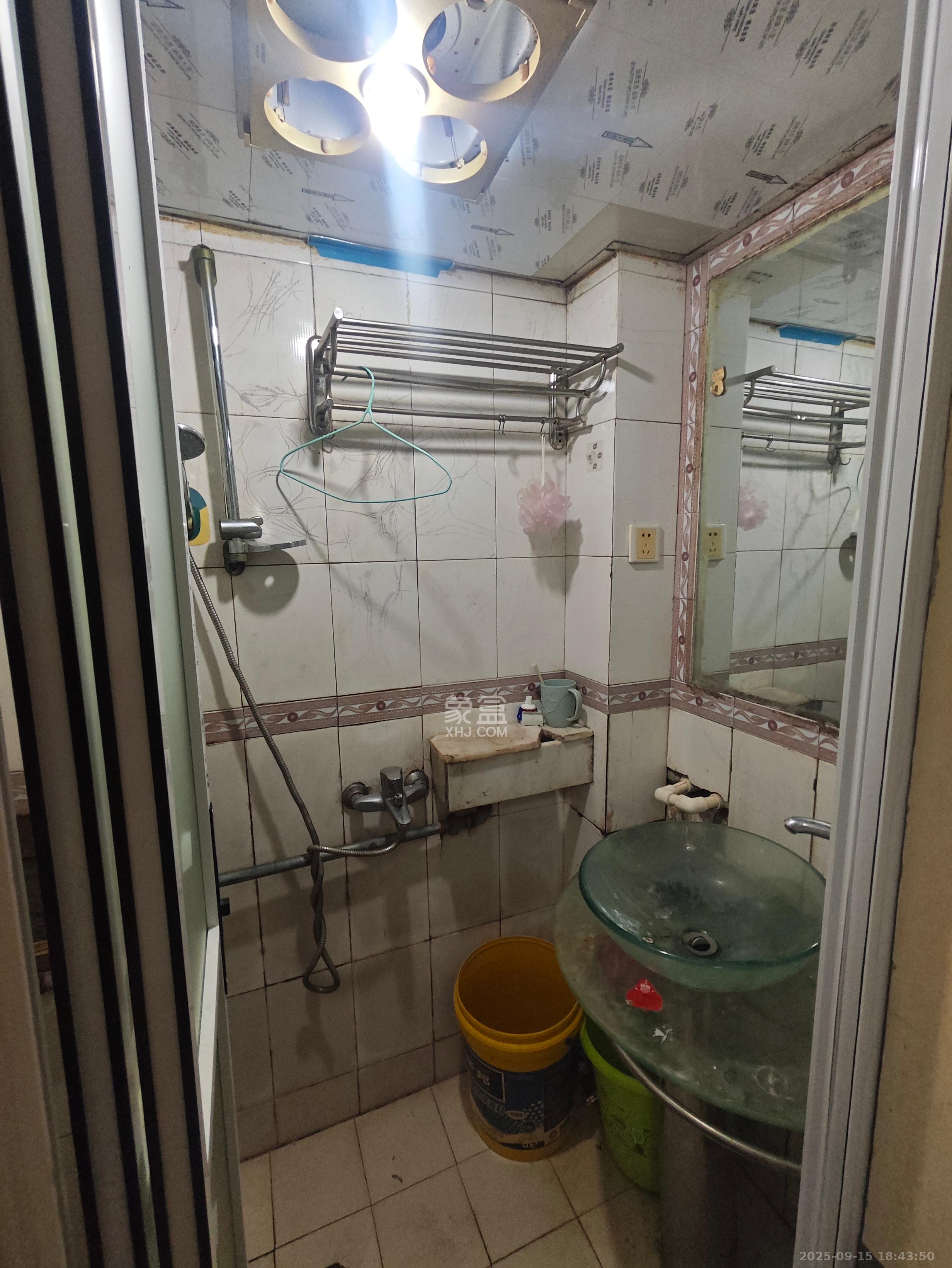 静谧园 1室1厅1卫 1000.0元/月 静谧园 1室1厅1卫 1000.0元/月室内图