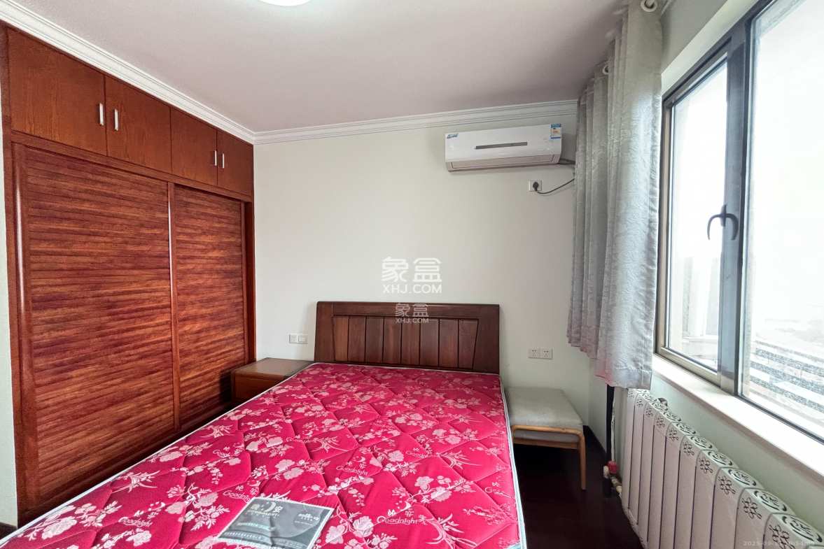 和馨佳园 4室2厅2卫 3300.0元/月 和馨佳园 4室2厅2卫 3300.0元/月室内图