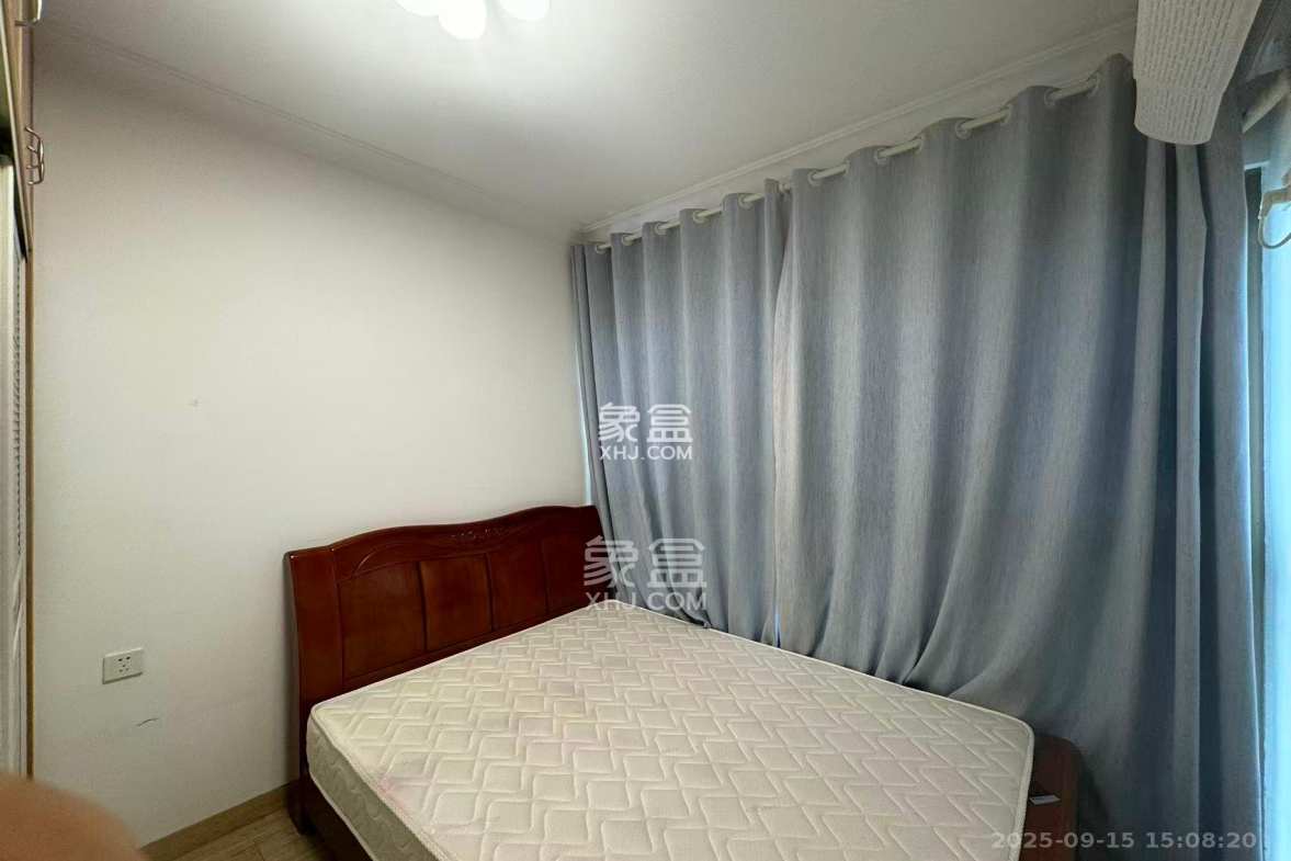 江山帝景哈佛  3室2厅1卫    2000.0元/月 江山帝景哈佛  3室2厅1卫    2000.0元/月室内图