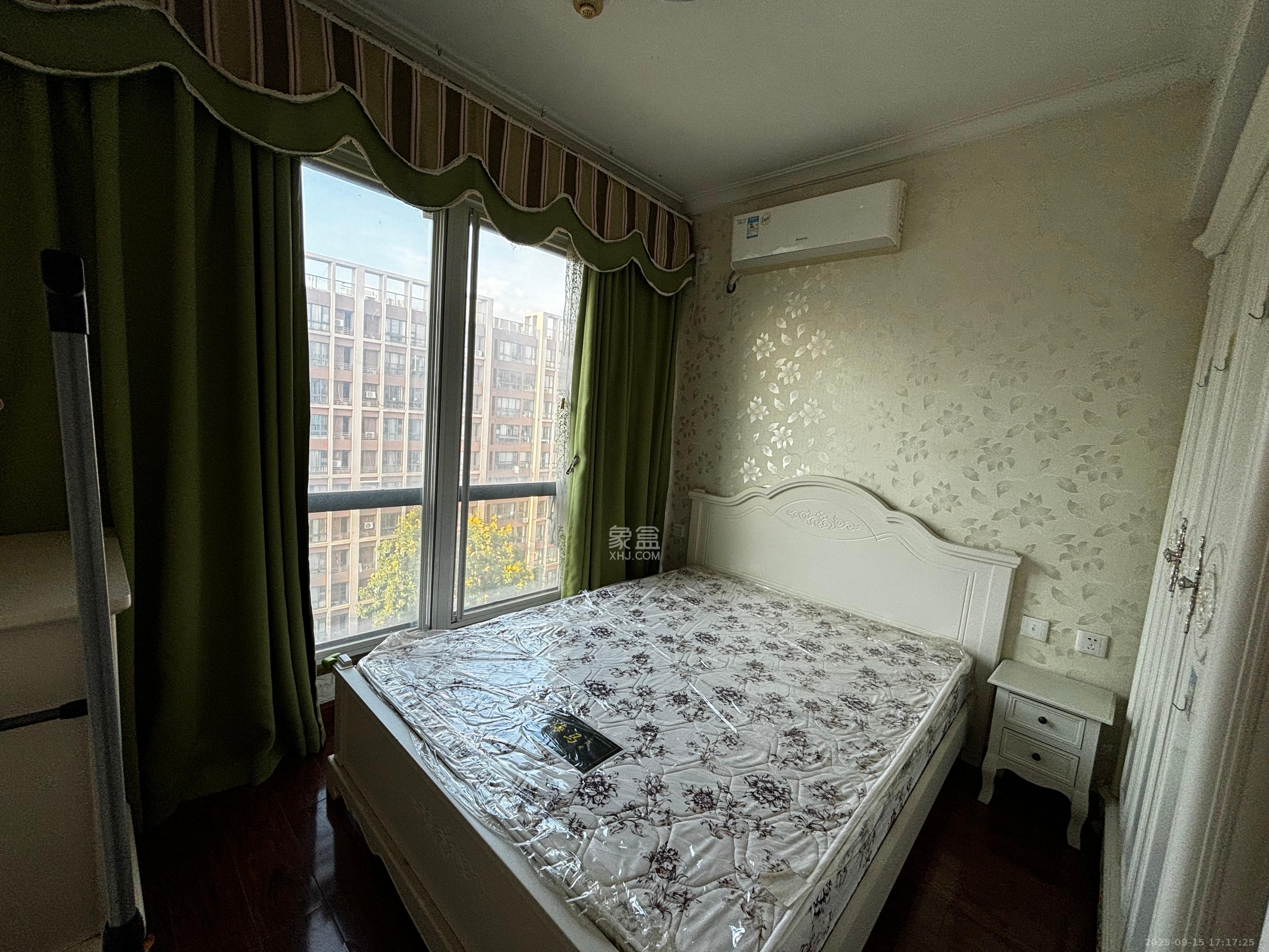 中建芙蓉工社 2室1厅1卫 1600.0元/月 中建芙蓉工社 2室1厅1卫 1600.0元/月室内图