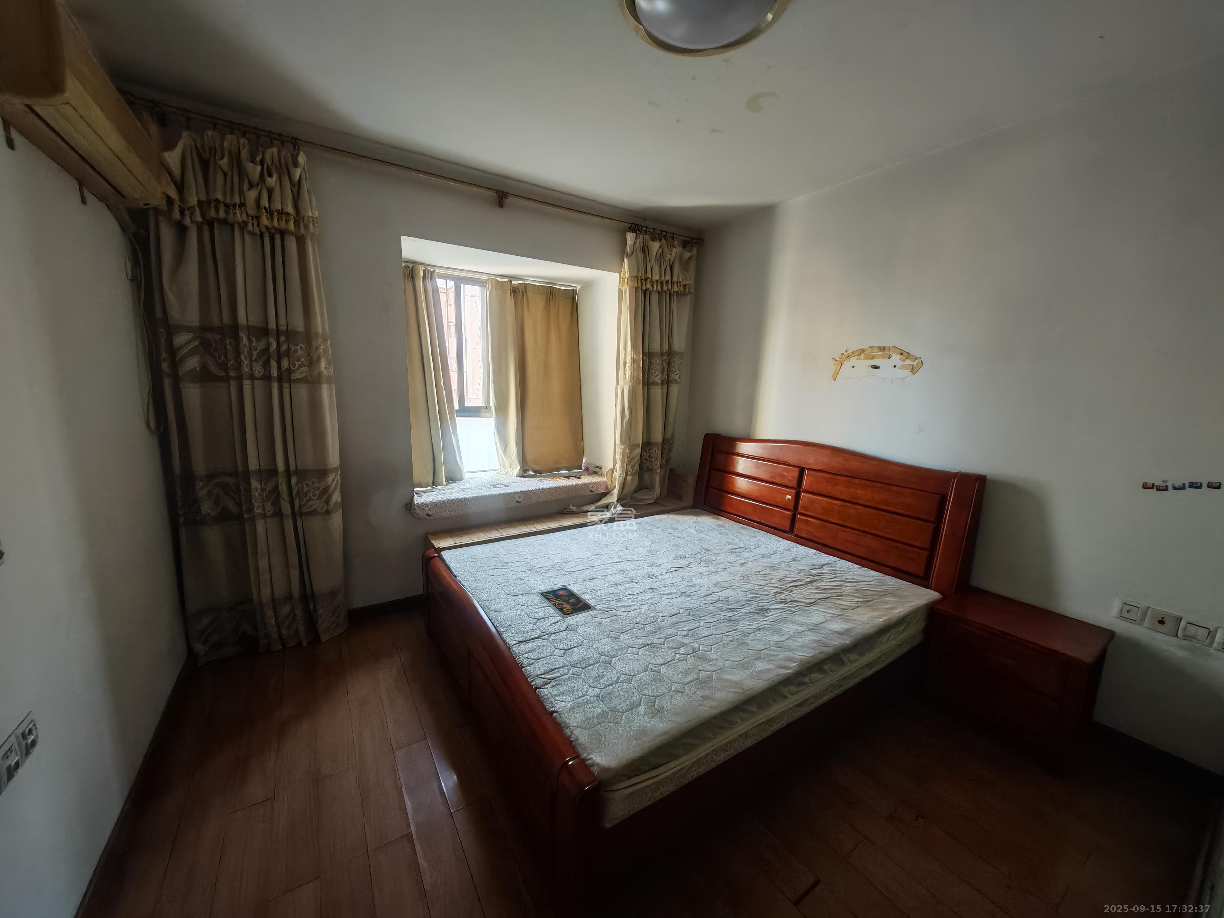 锦湘国际星城二期(锦雅苑) 3室2厅1卫 2700.0元/月 锦湘国际星城二期(锦雅苑) 3室2厅1卫 2700.0元/月室内图