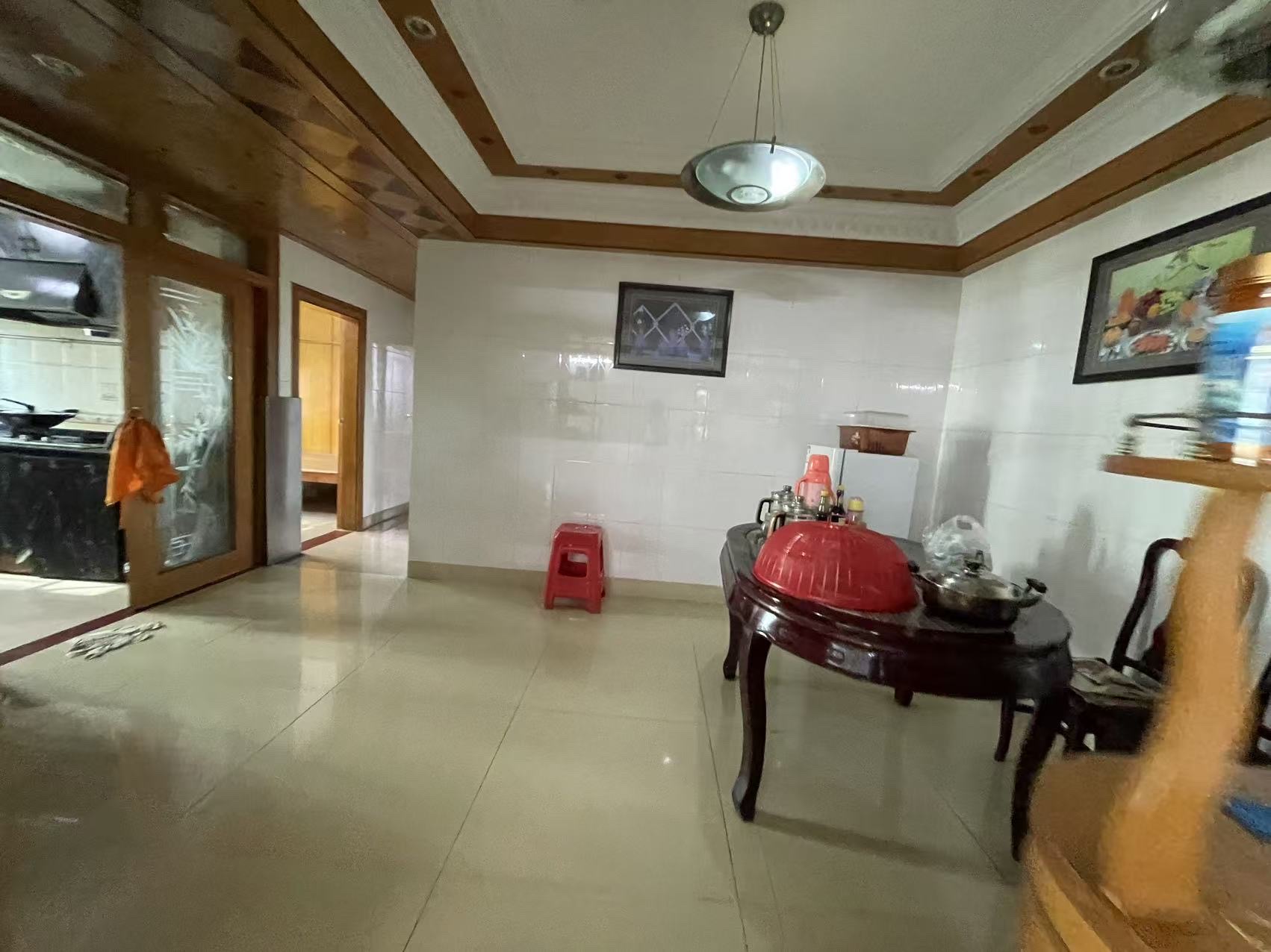 金城苑 3室2厅2卫 105.0万 金城苑 3室2厅2卫 105.0万客厅