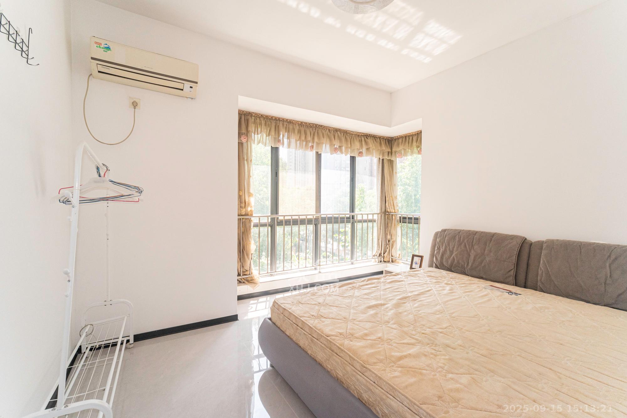 恒基凯旋门一二期 3室2厅1卫 56.8万 恒基凯旋门一二期 3室2厅1卫 56.8万卧室