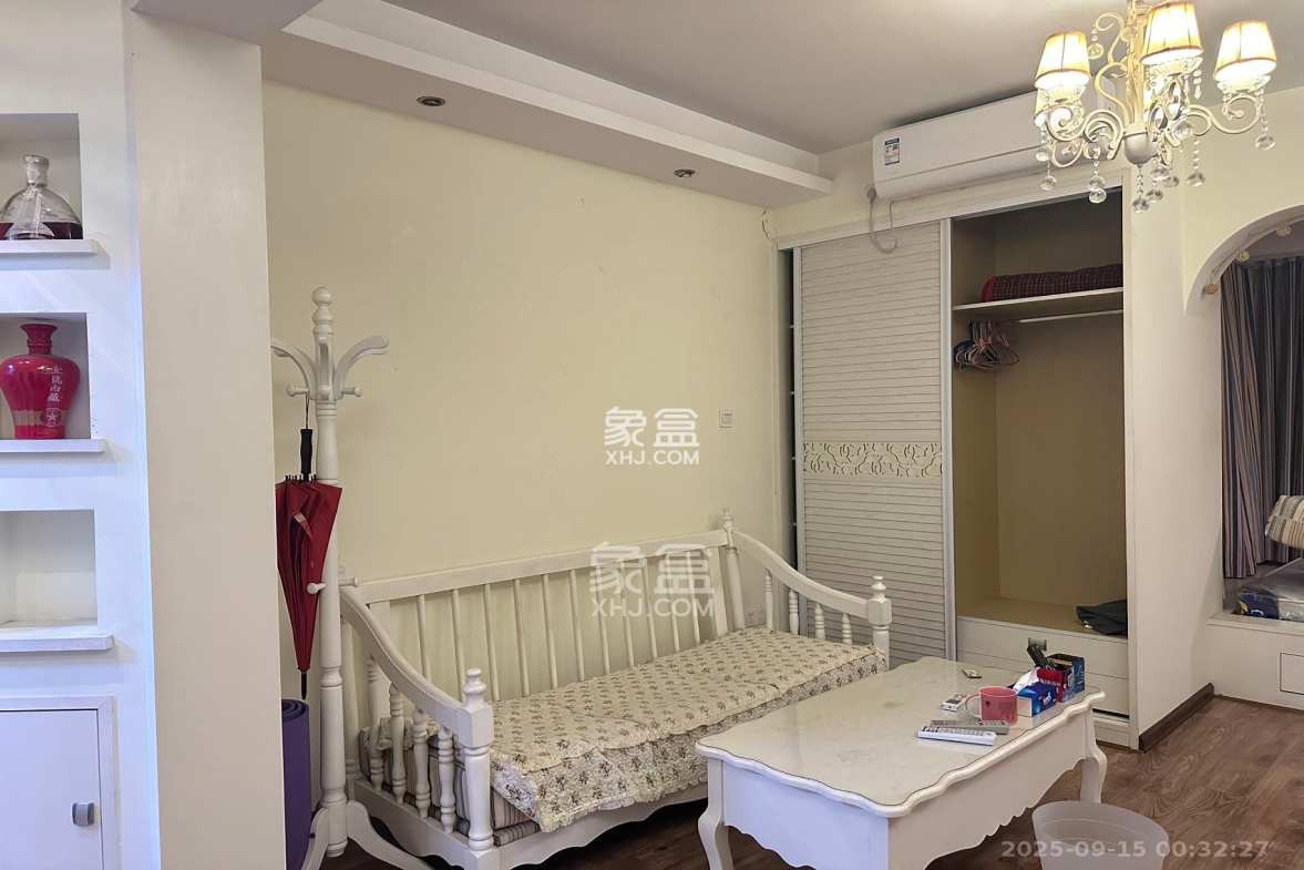 月湖兰庭 1室1厅1卫 1800.0元/月 月湖兰庭 1室1厅1卫 1800.0元/月室内图