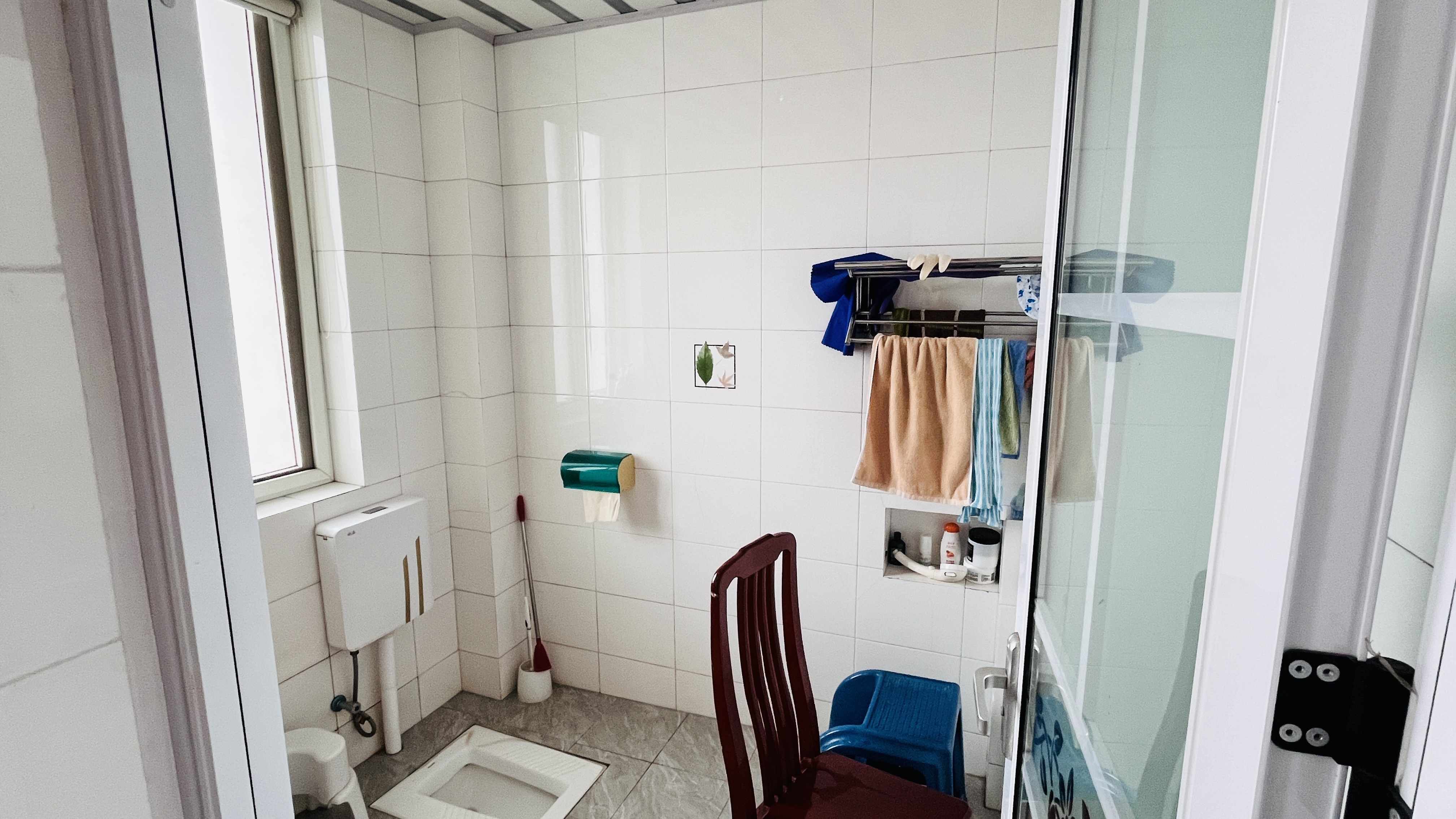 农业银行家属区 4室2厅2卫 92.8万 农业银行家属区 4室2厅2卫 92.8万室内图