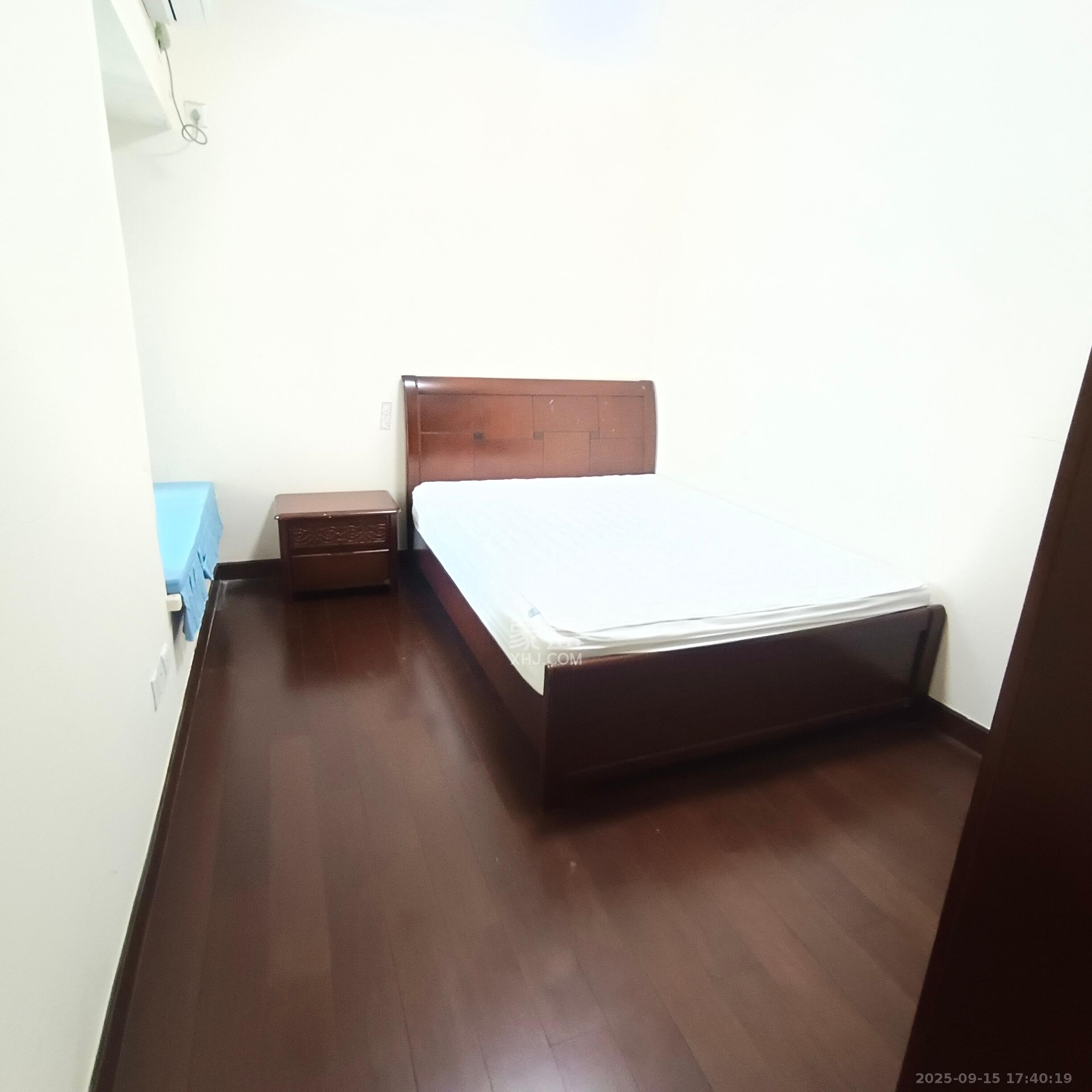 恒大雅苑 3室2厅2卫 2600.0元/月 恒大雅苑 3室2厅2卫 2600.0元/月室内图