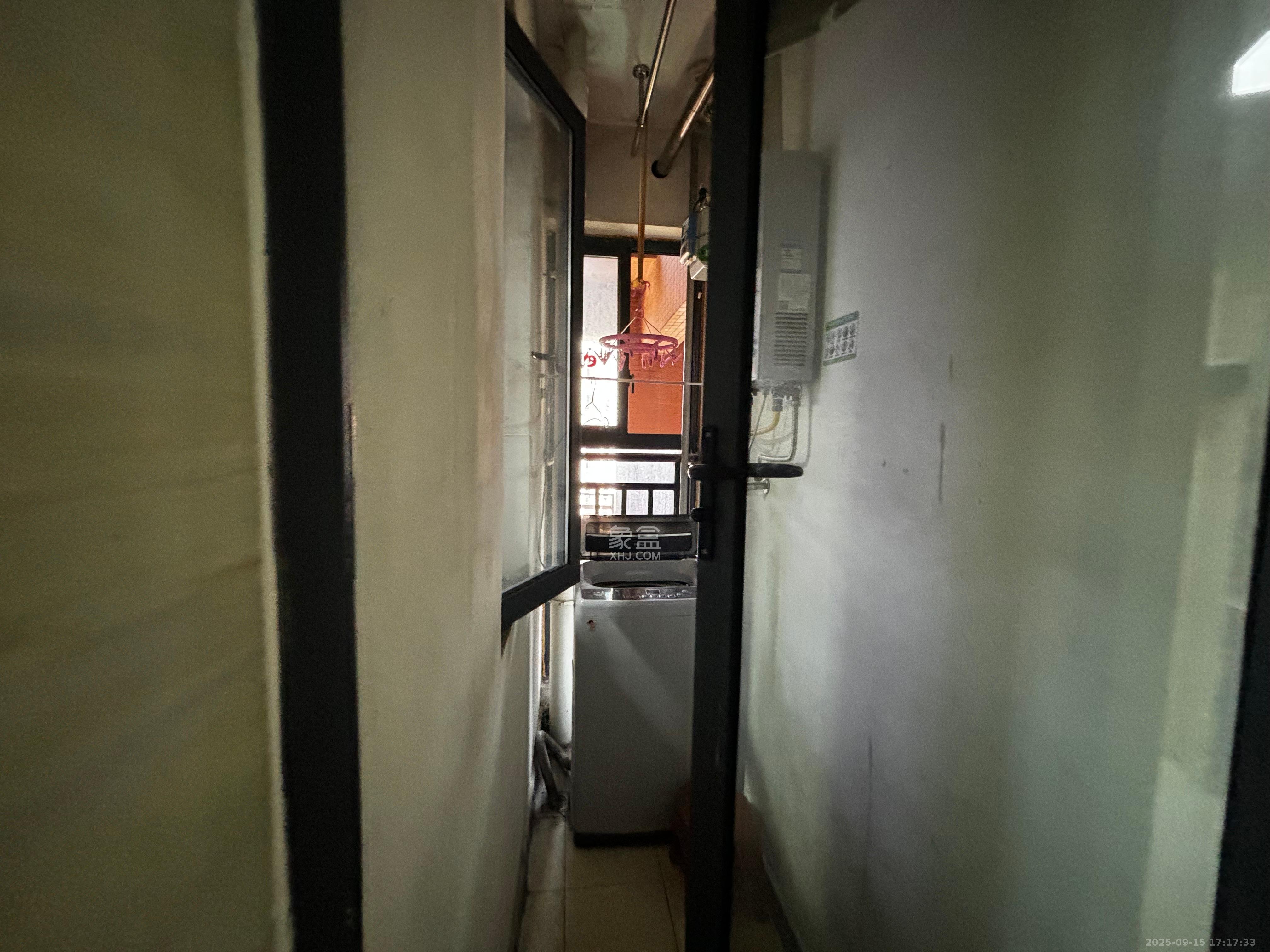 中建芙蓉工社 2室1厅1卫 1600.0元/月 中建芙蓉工社 2室1厅1卫 1600.0元/月室内图