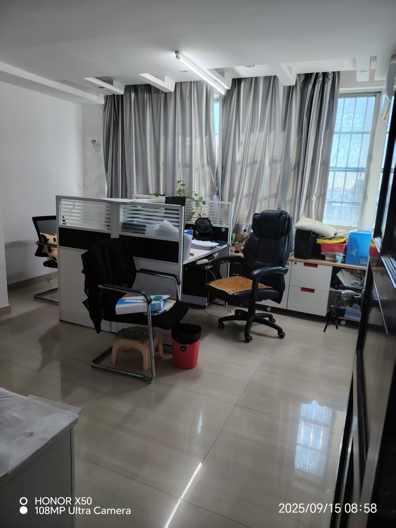 金茂大厦  4室2厅2卫    3200.0元/月室内图