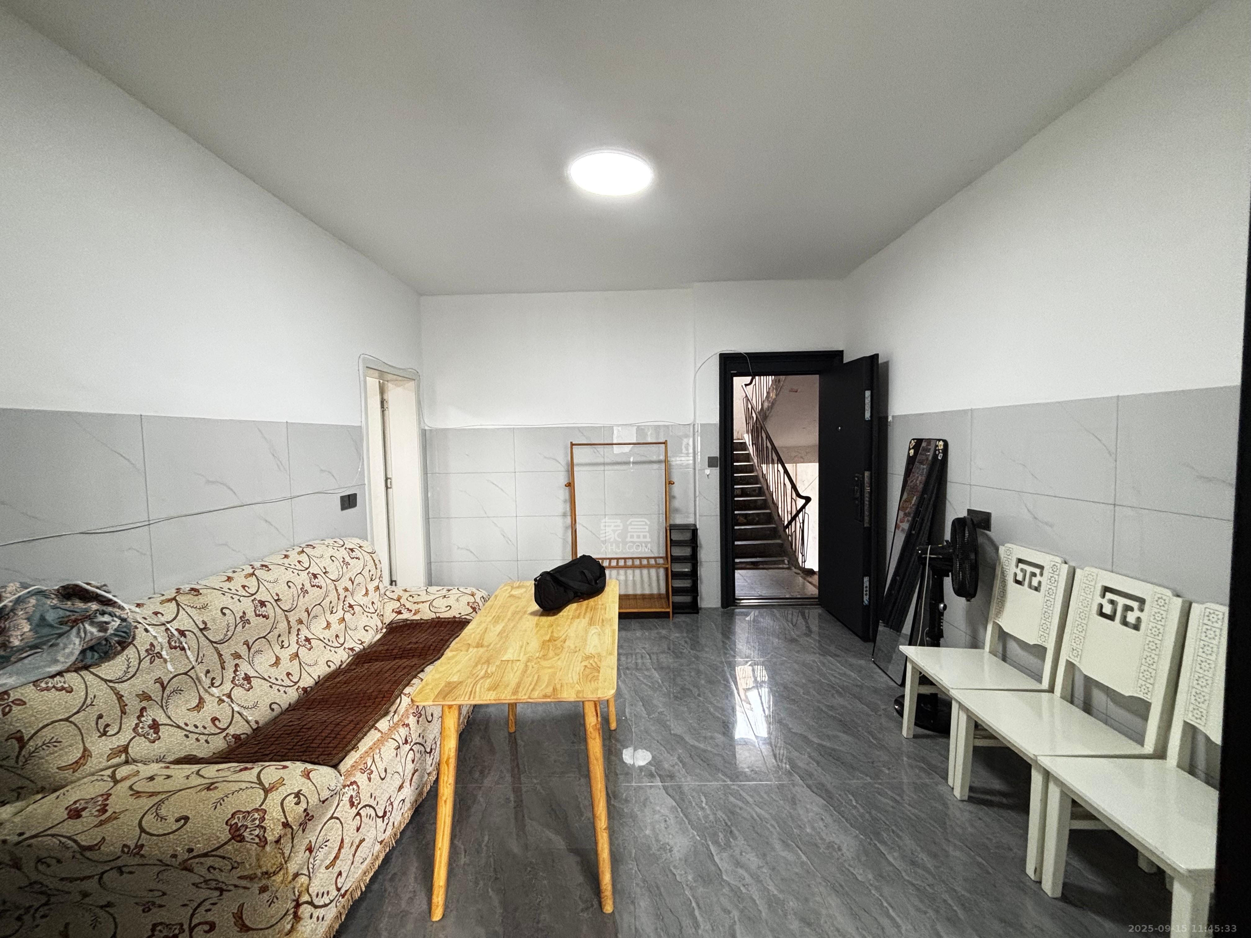 马王堆新合二村(天厦二村)  1室1厅1卫   1600.00元/月室内图