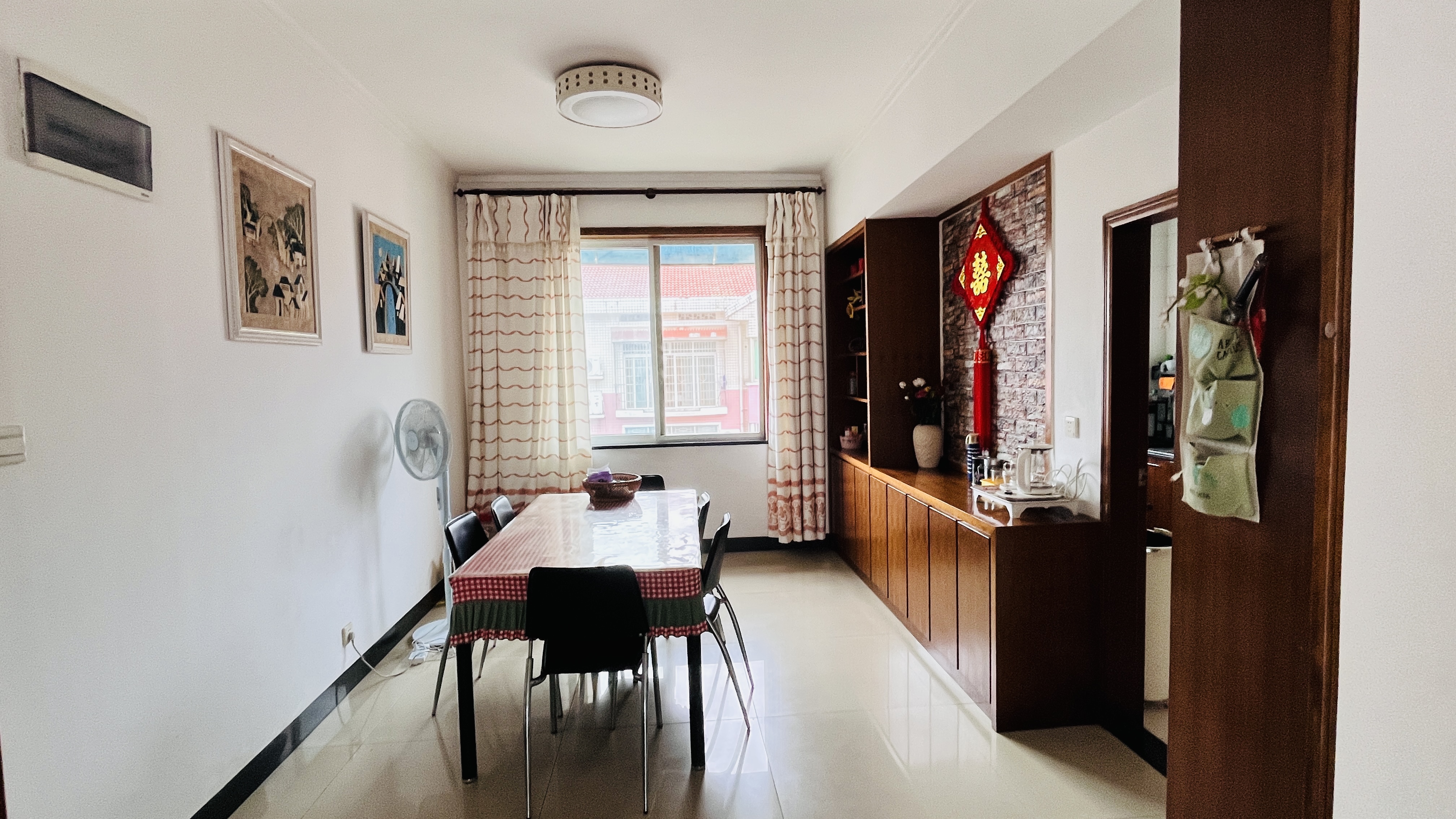 农业银行家属区 4室2厅2卫 92.8万 农业银行家属区 4室2厅2卫 92.8万室内图