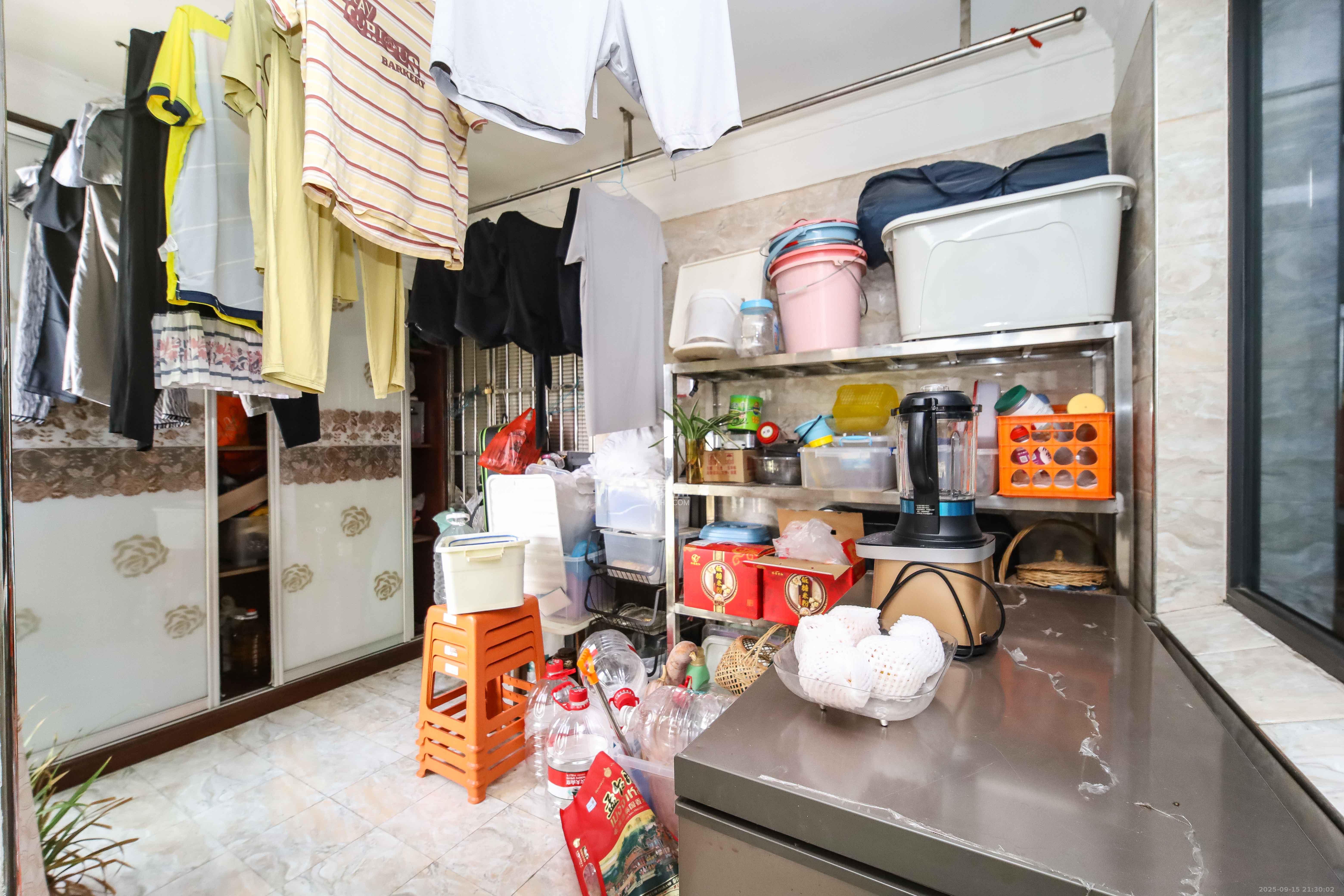 长房白沙湾  4室2厅2卫    175.0万 长房白沙湾  4室2厅2卫    175.0万阳台