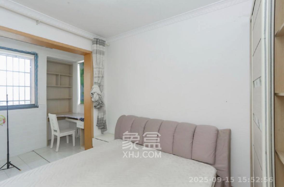 望兴嘉年华(望兴新苑) 2室1厅1卫 2500.0元/月 望兴嘉年华(望兴新苑) 2室1厅1卫 2500.0元/月室内图