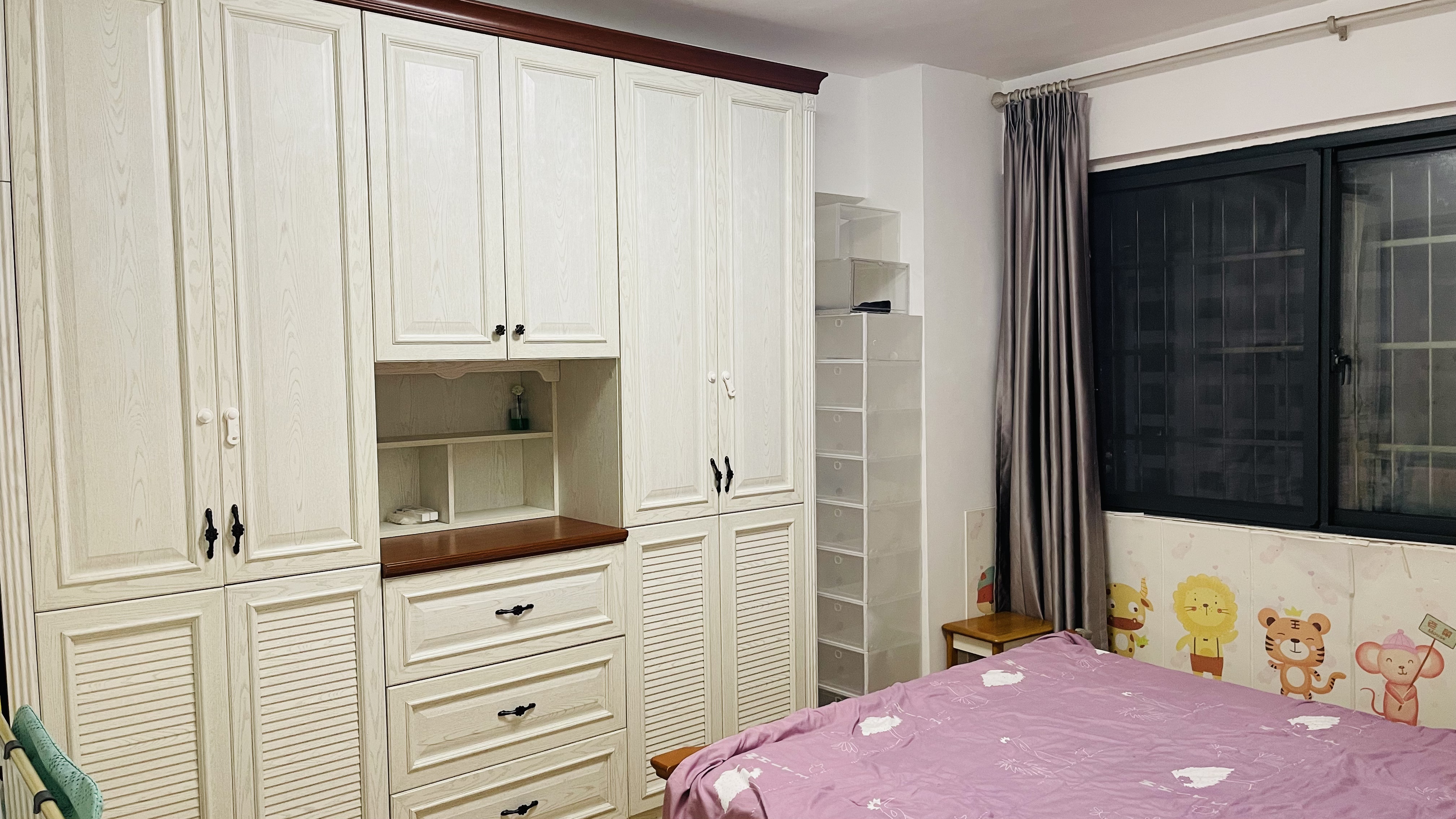 港苑小区  3室2厅1卫    2200.0元/月室内图