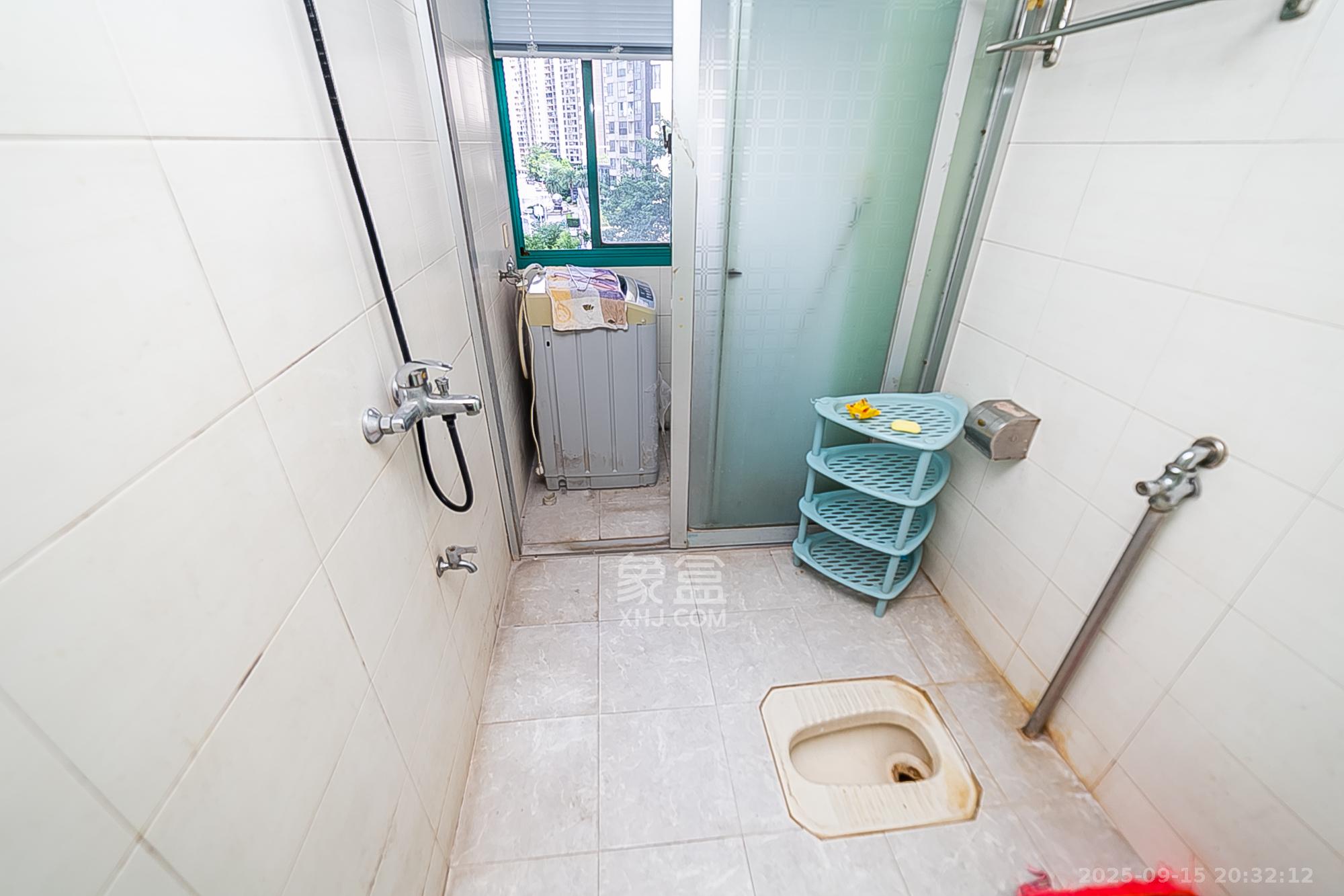 白沙花园  2室2厅1卫    56.0万其他