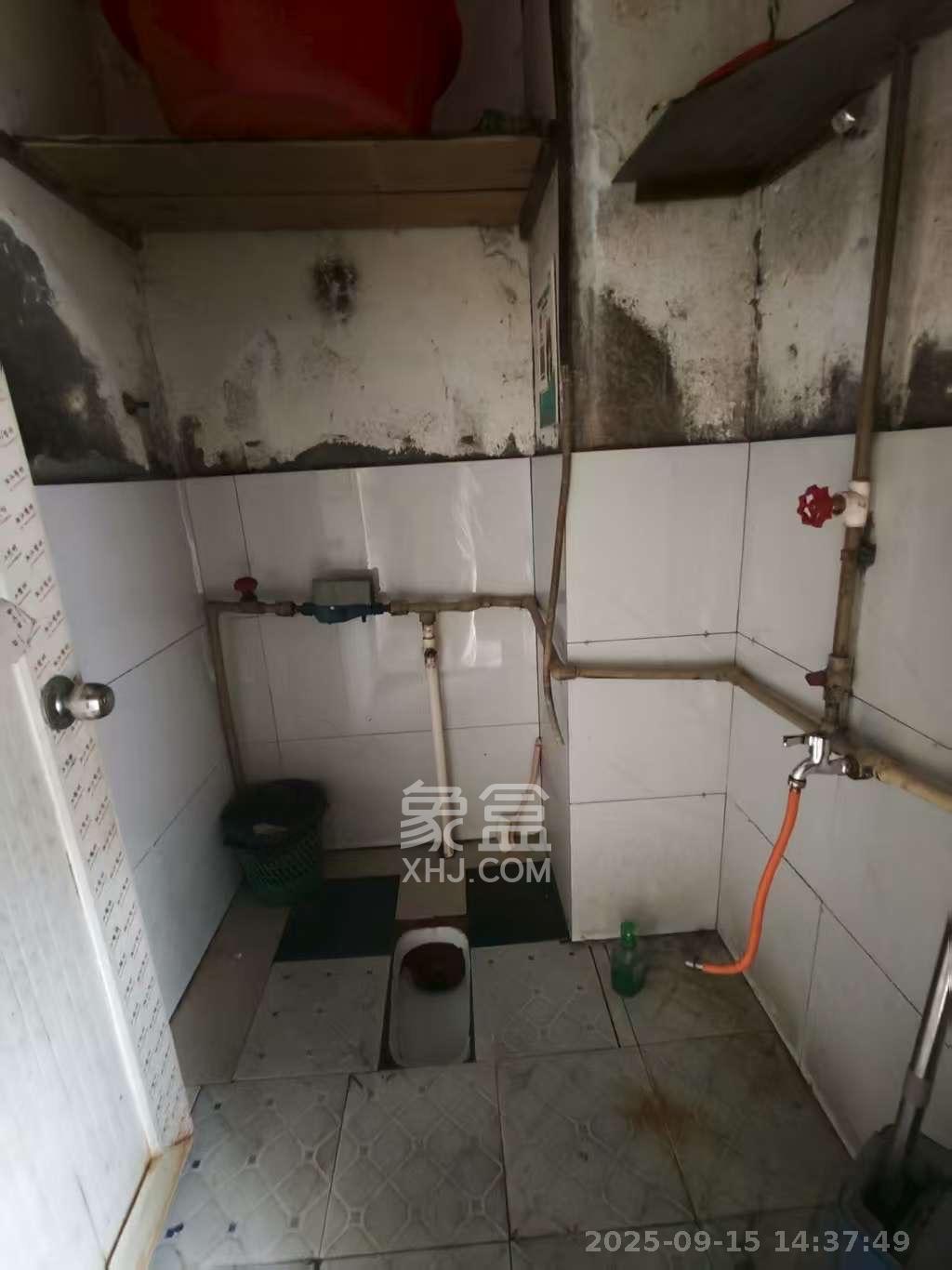 东方名都百草园 1室1厅1卫 2400.0元/月 东方名都百草园 1室1厅1卫 2400.0元/月室内图