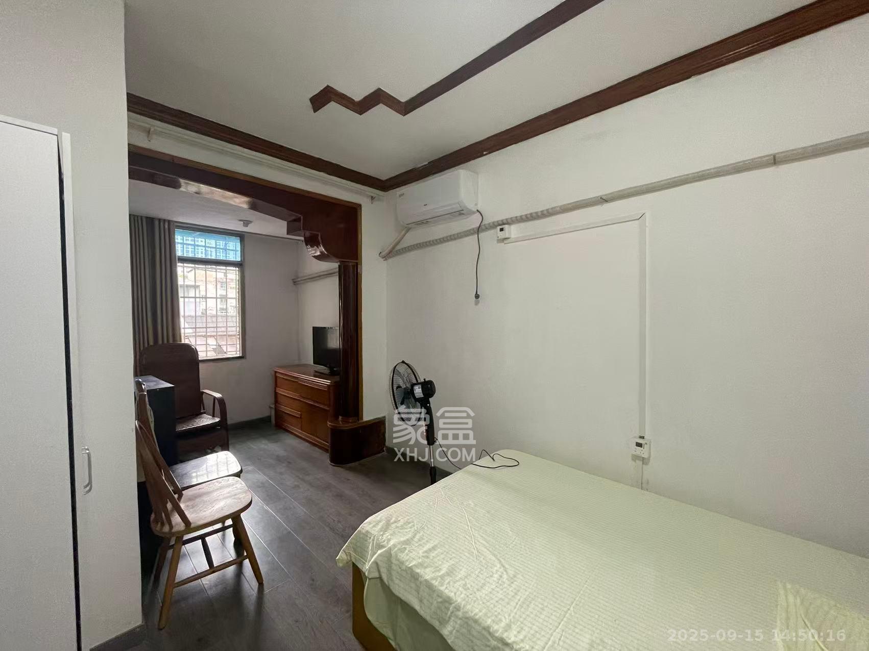 学宫街散盘  1室1厅1卫    599.0元/月 学宫街散盘  1室1厅1卫    599.0元/月室内图