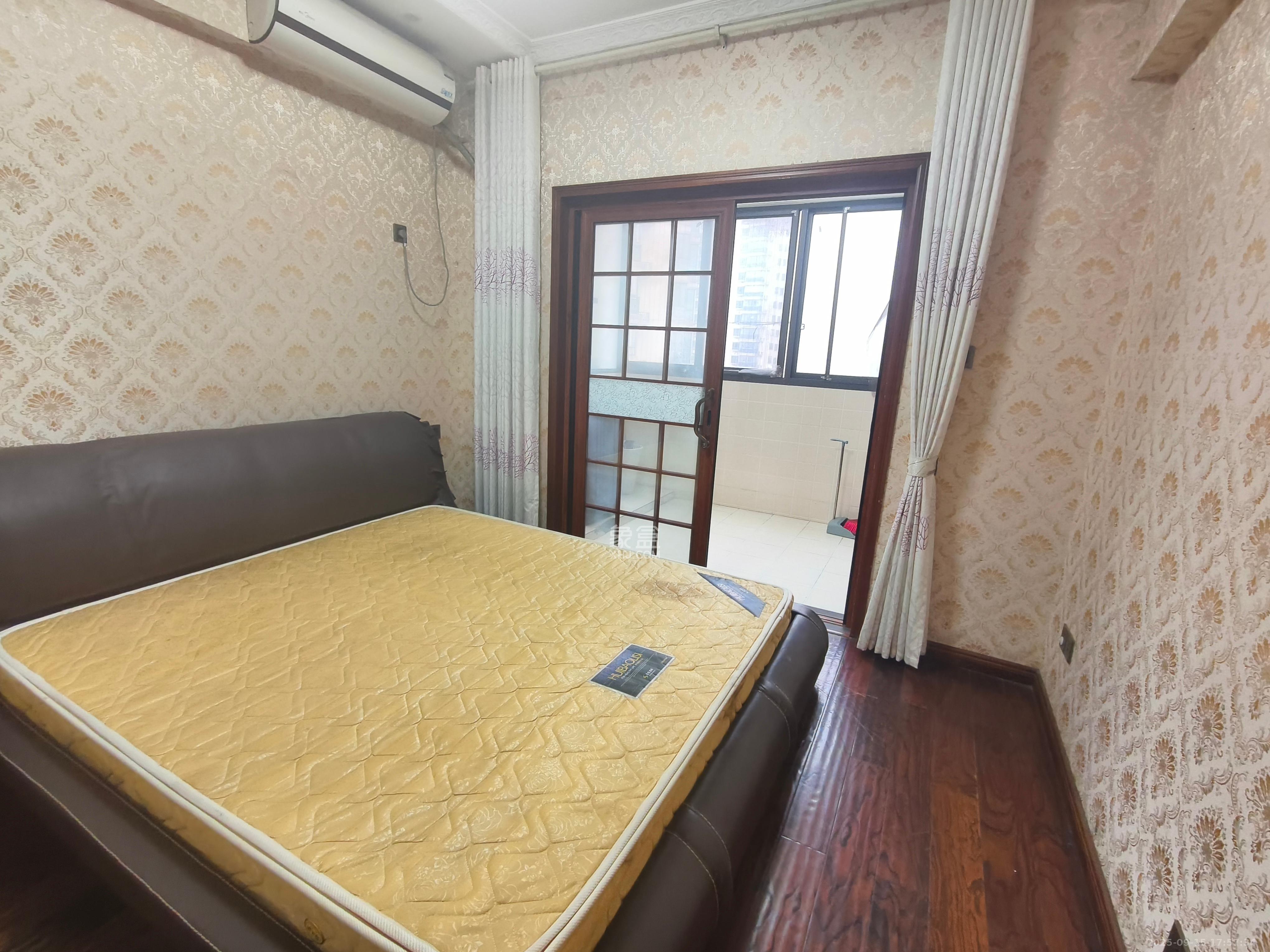 兴威帕克水岸 3室2厅2卫 2500.0元/月 兴威帕克水岸 3室2厅2卫 2500.0元/月室内图