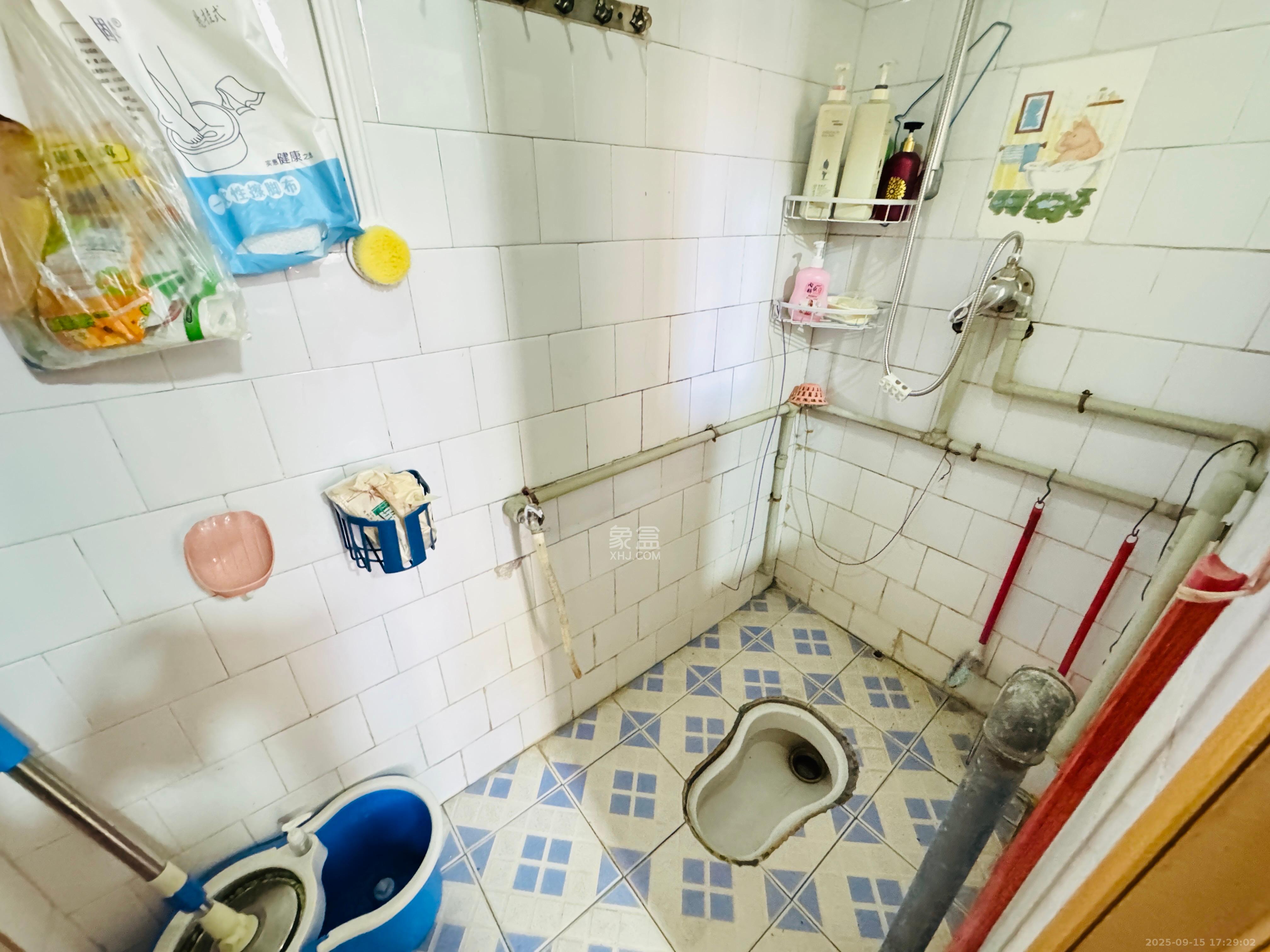 书院路电梯厂宿舍（宝塔山）  2室1厅1卫    1200.0元/月室内图