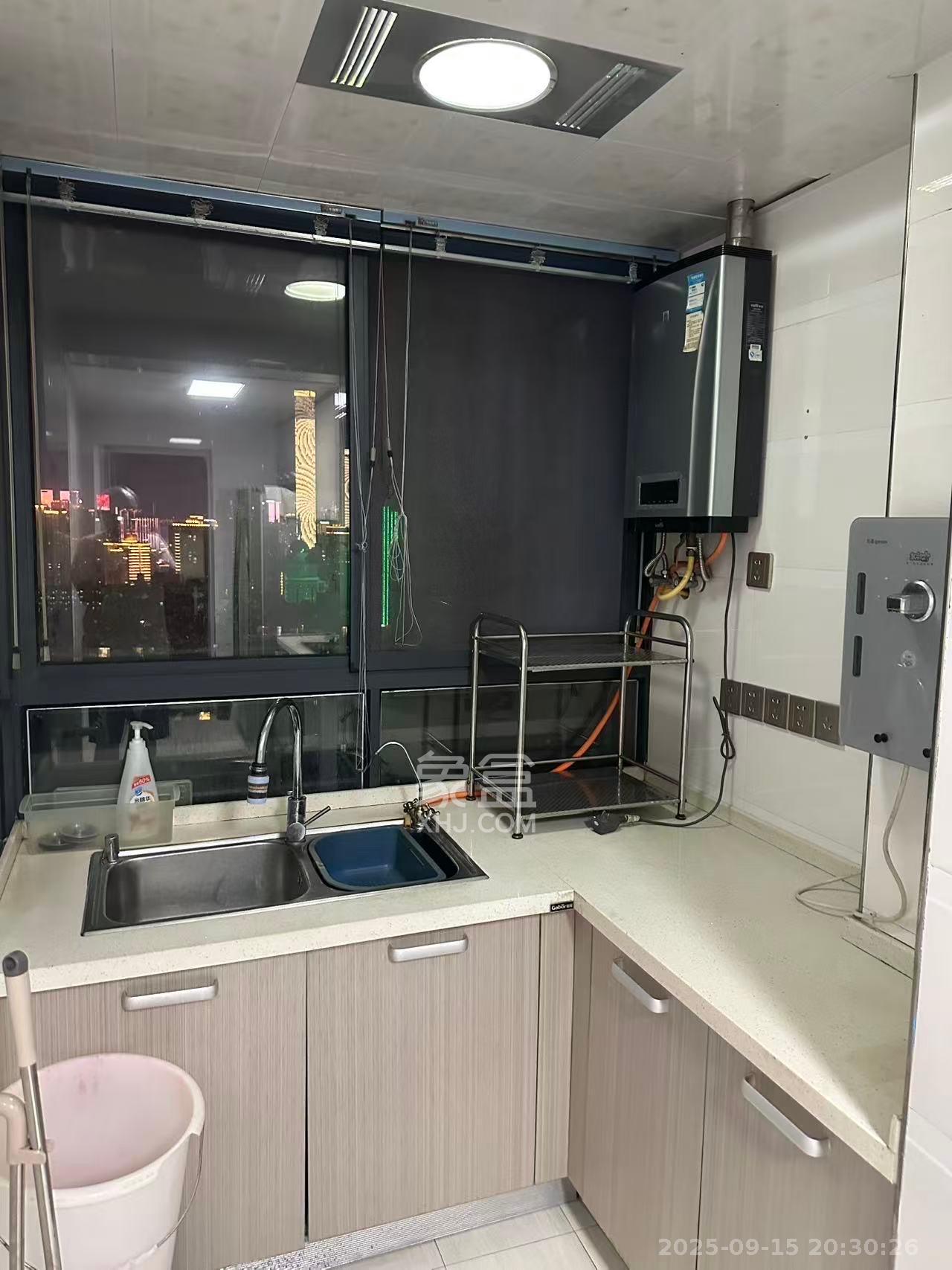 钱隆首府(福晟御园)  3室1厅2卫    3200.0元/月室内图