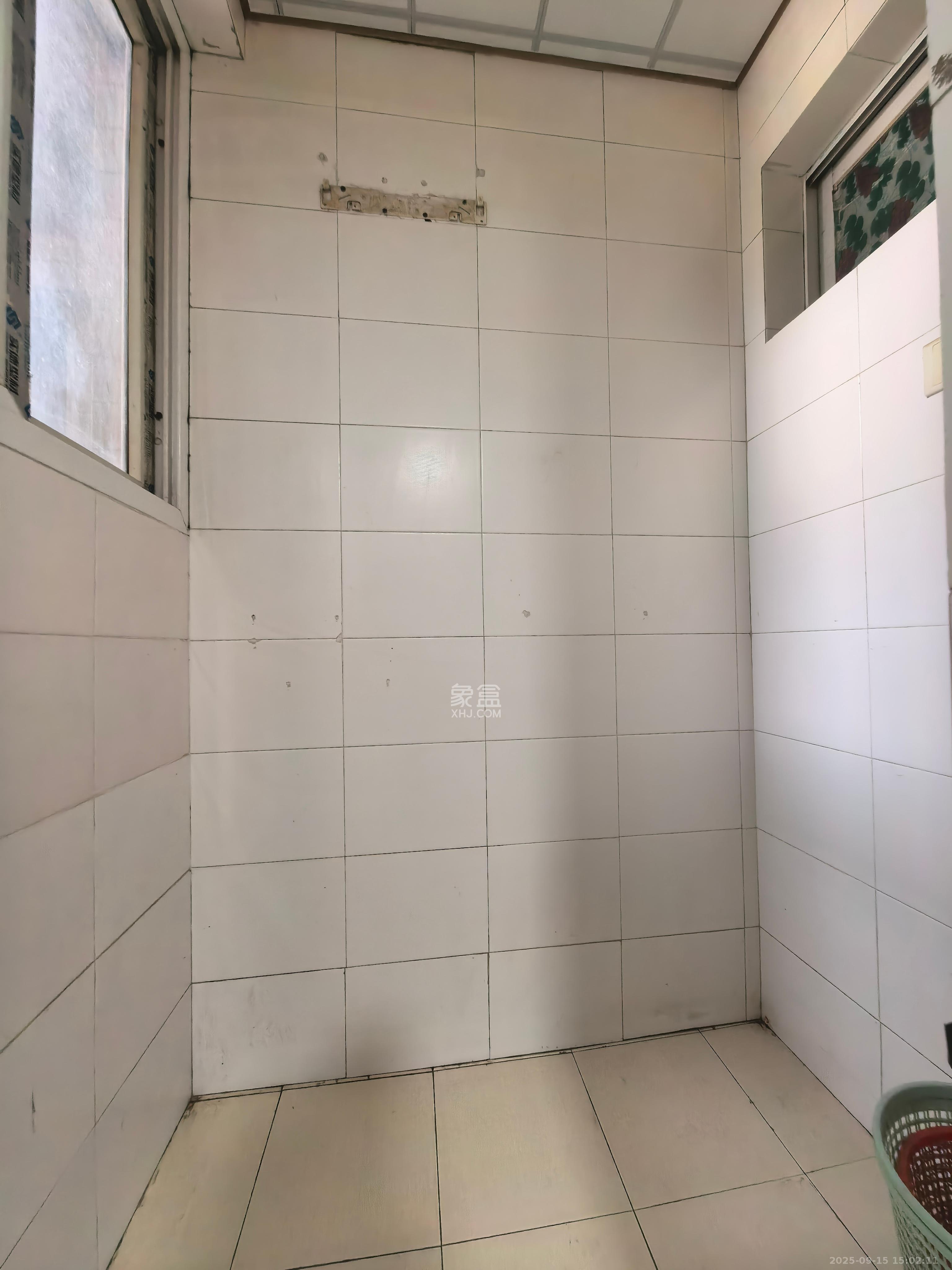 兴威名座  2室2厅1卫    2500.0元/月 兴威名座  2室2厅1卫    2500.0元/月室内图