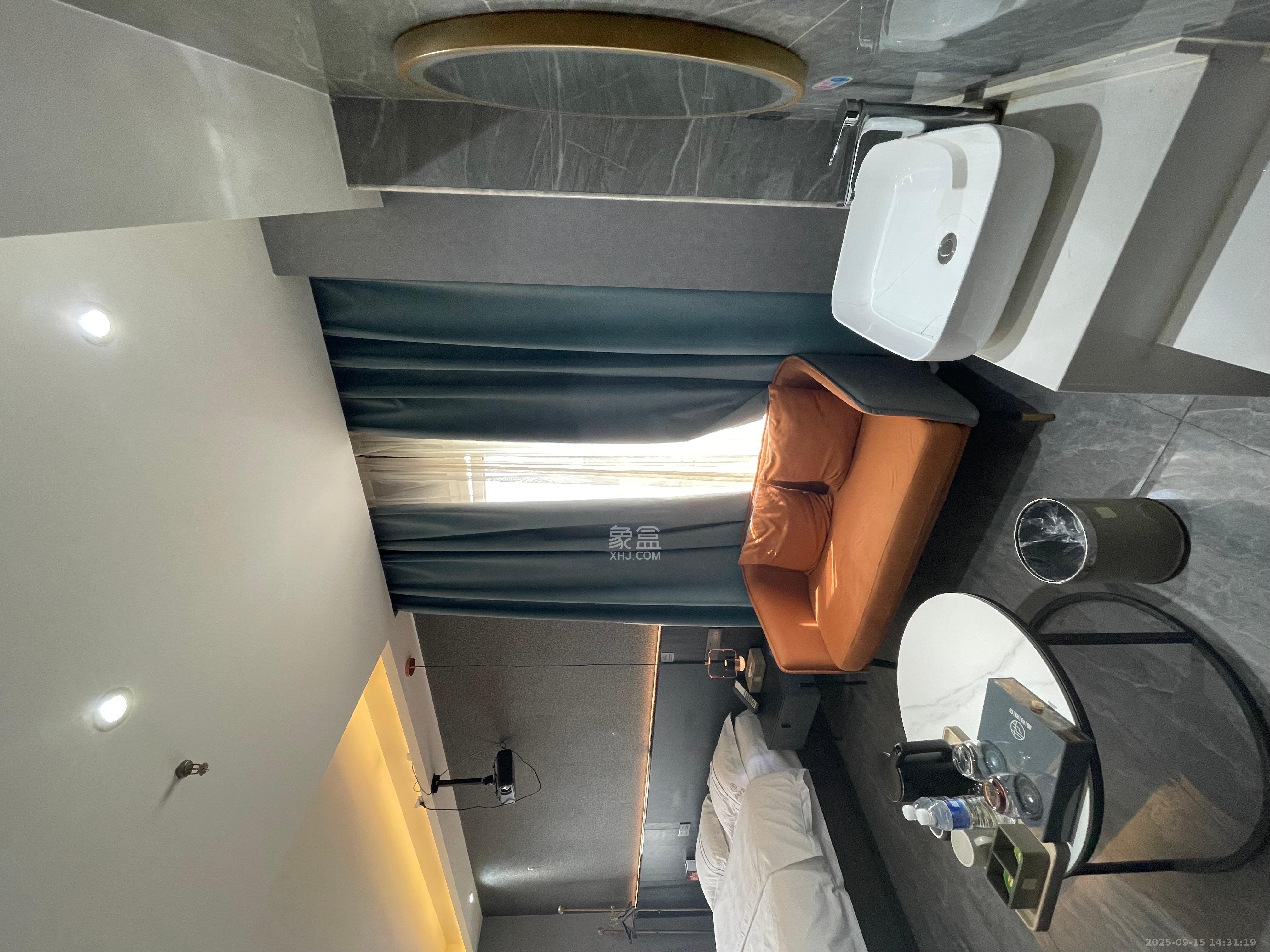 保利香槟国际 1室0厅0卫 1350.0元/月 保利香槟国际 1室0厅0卫 1350.0元/月室内图