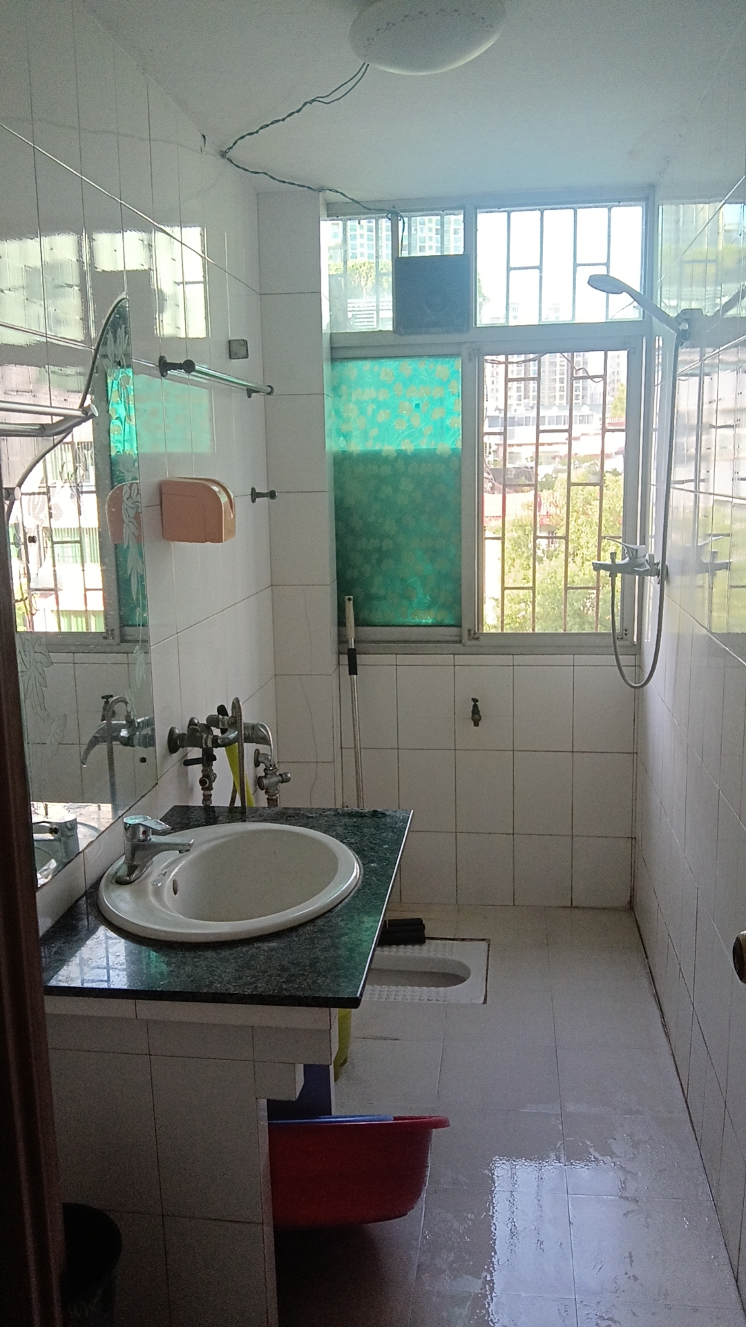 立新二社区 2室2厅1卫 800.0元/月 立新二社区 2室2厅1卫 800.0元/月室内图