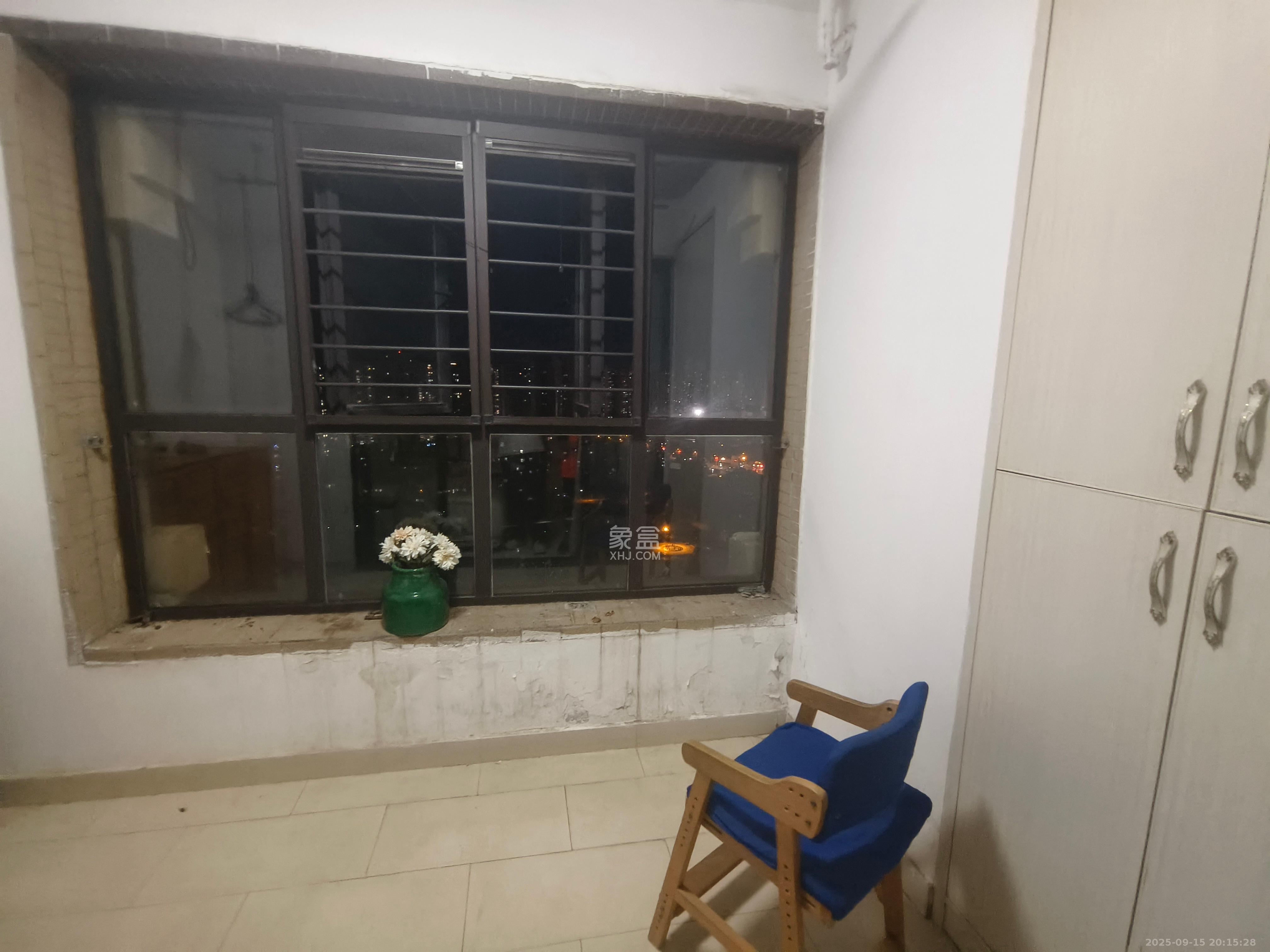 中海国际四期 3室2厅2卫 2200.0元/月 中海国际四期 3室2厅2卫 2200.0元/月室内图