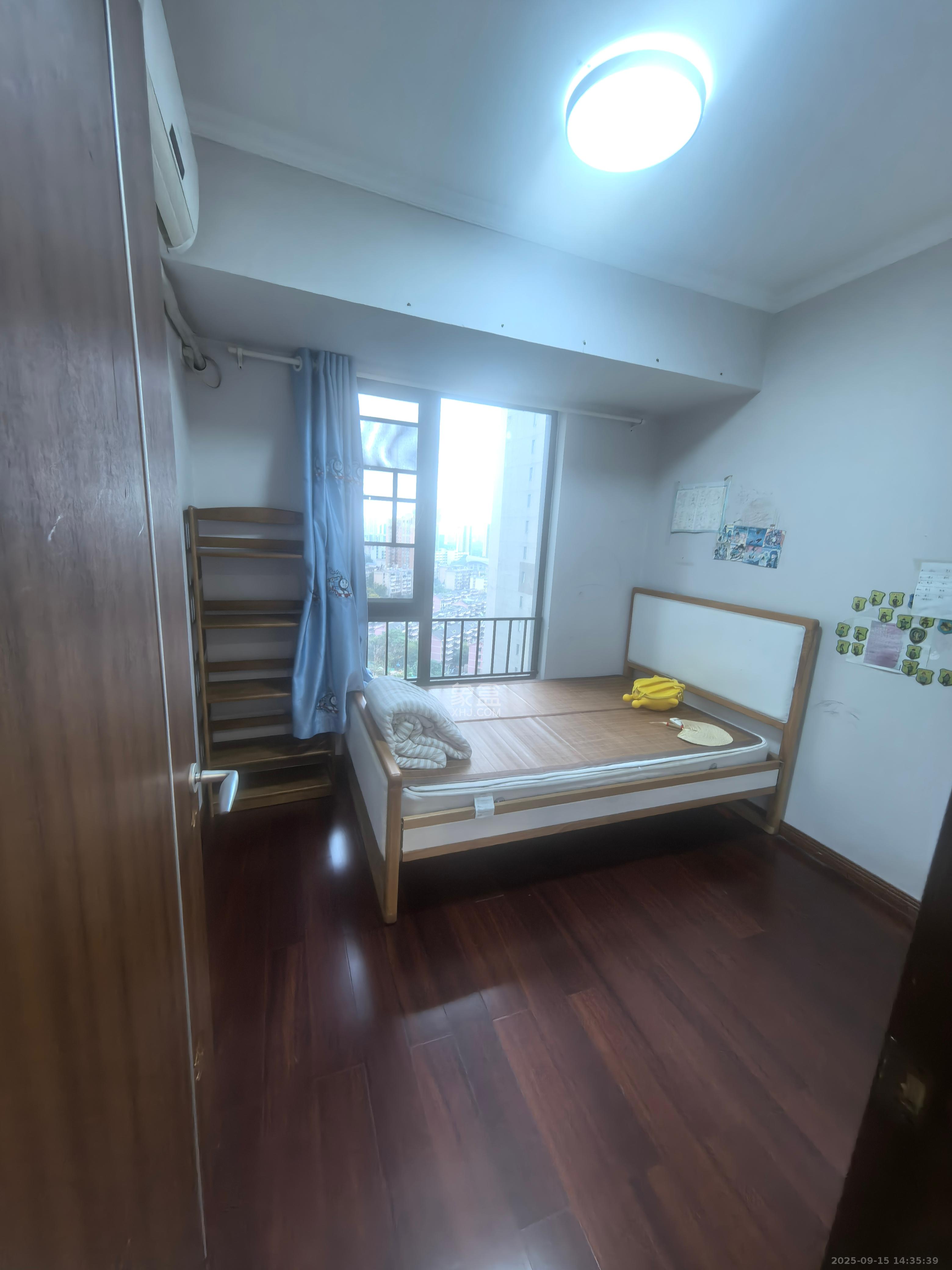 万科金域华府二期 3室2厅2卫 2800.0元/月 万科金域华府二期 3室2厅2卫 2800.0元/月室内图