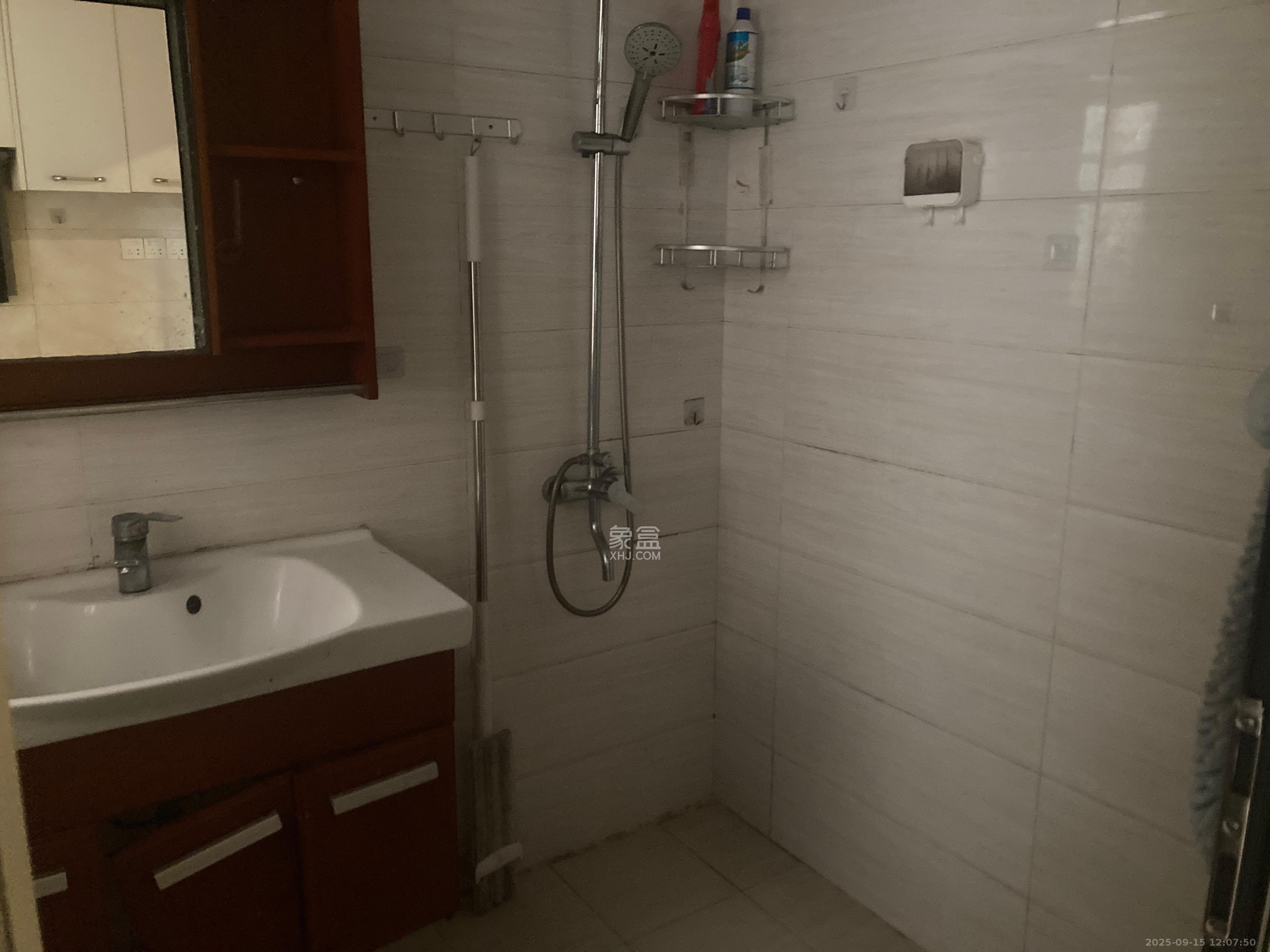 北辰三角洲E6区 3室2厅2卫 3300.0元/月 北辰三角洲E6区 3室2厅2卫 3300.0元/月室内图