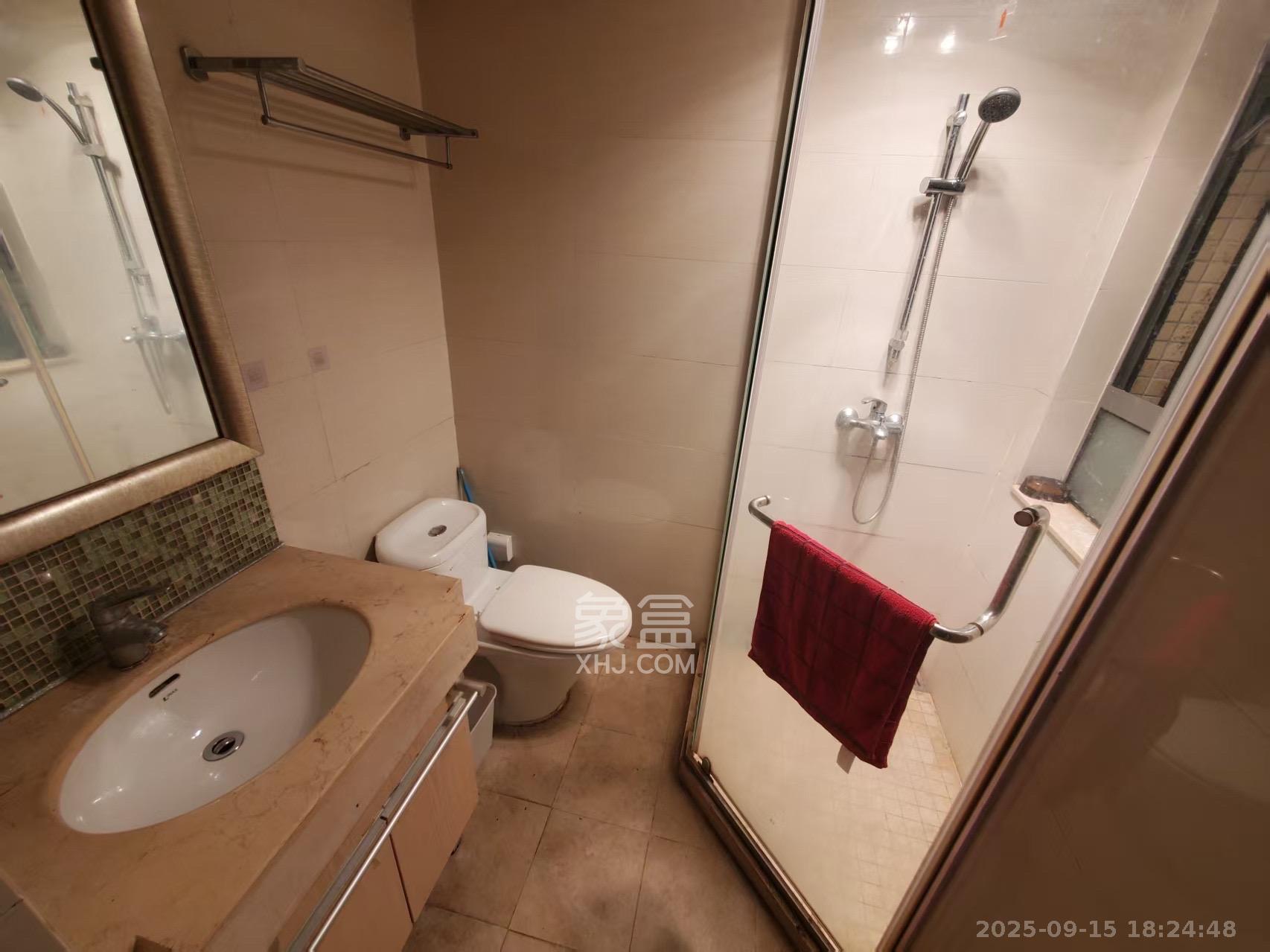 珠江花城四期花盛 1室1厅1卫 1500.0元/月 珠江花城四期花盛 1室1厅1卫 1500.0元/月室内图