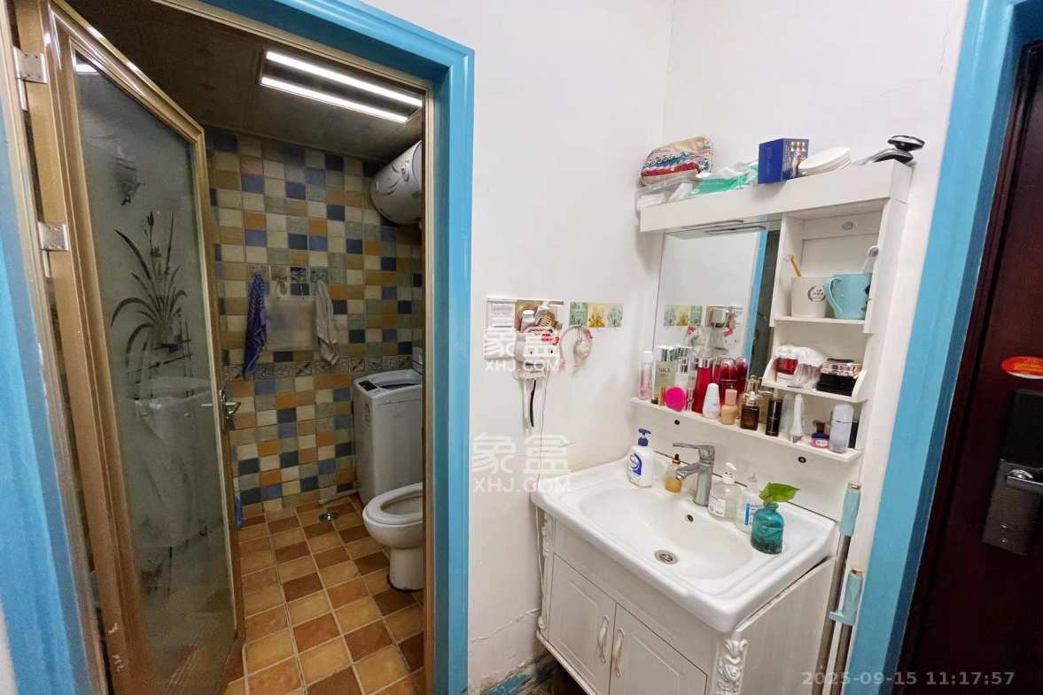 金鼎公园尚 1室1厅1卫 1200.0元/月 金鼎公园尚 1室1厅1卫 1200.0元/月室内图