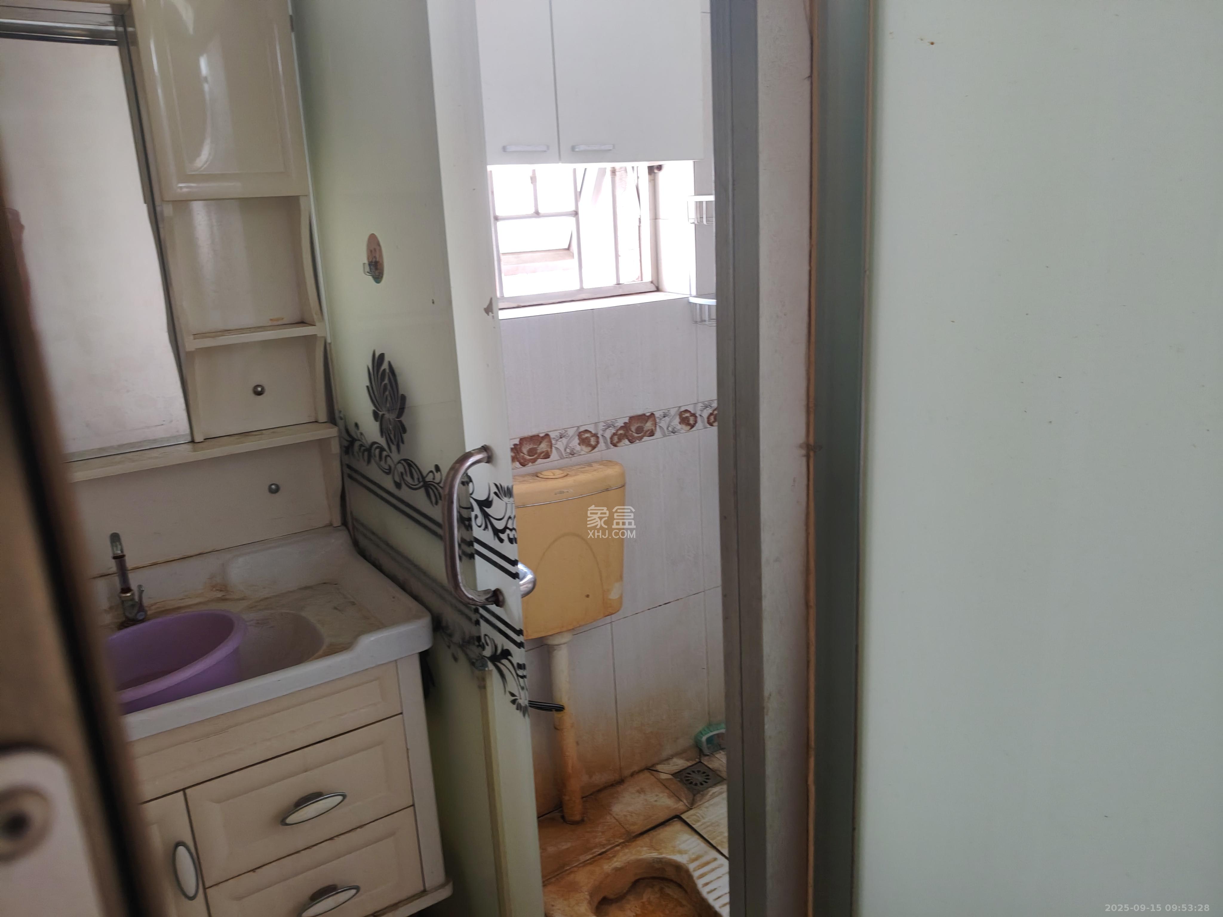 凯通国际城(凯通朝庭) 3室1厅1卫 2200.0元/月 凯通国际城(凯通朝庭) 3室1厅1卫 2200.0元/月室内图