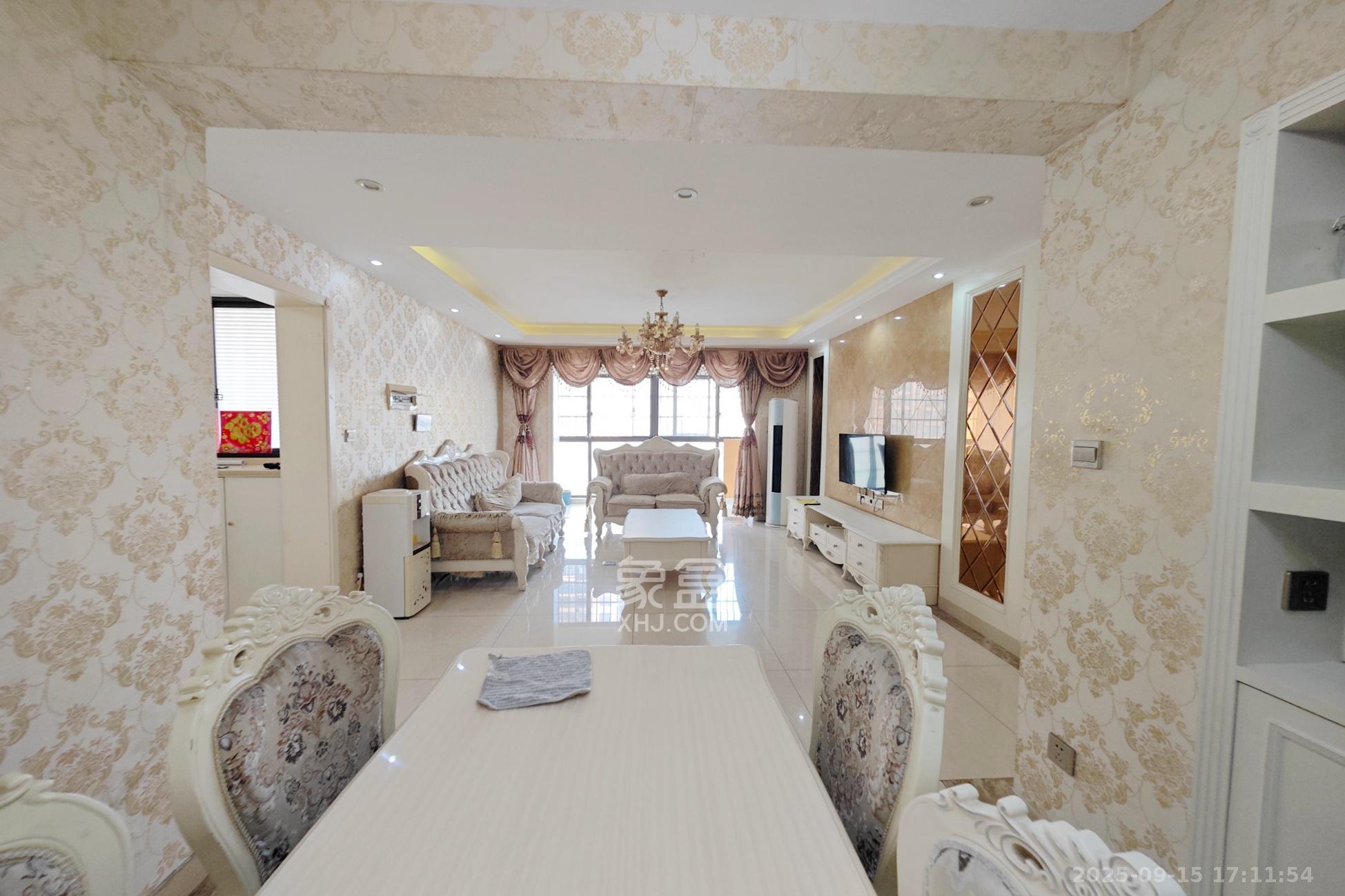 芒果天地(芒果雅苑) 3室2厅1卫 90.0万 芒果天地(芒果雅苑) 3室2厅1卫 90.0万客厅