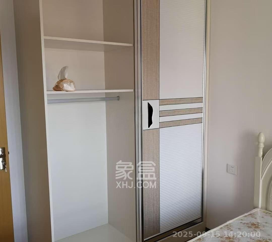 中海新城熙岸（中信新城五期）  1室1厅1卫    1600.0元/月室内图