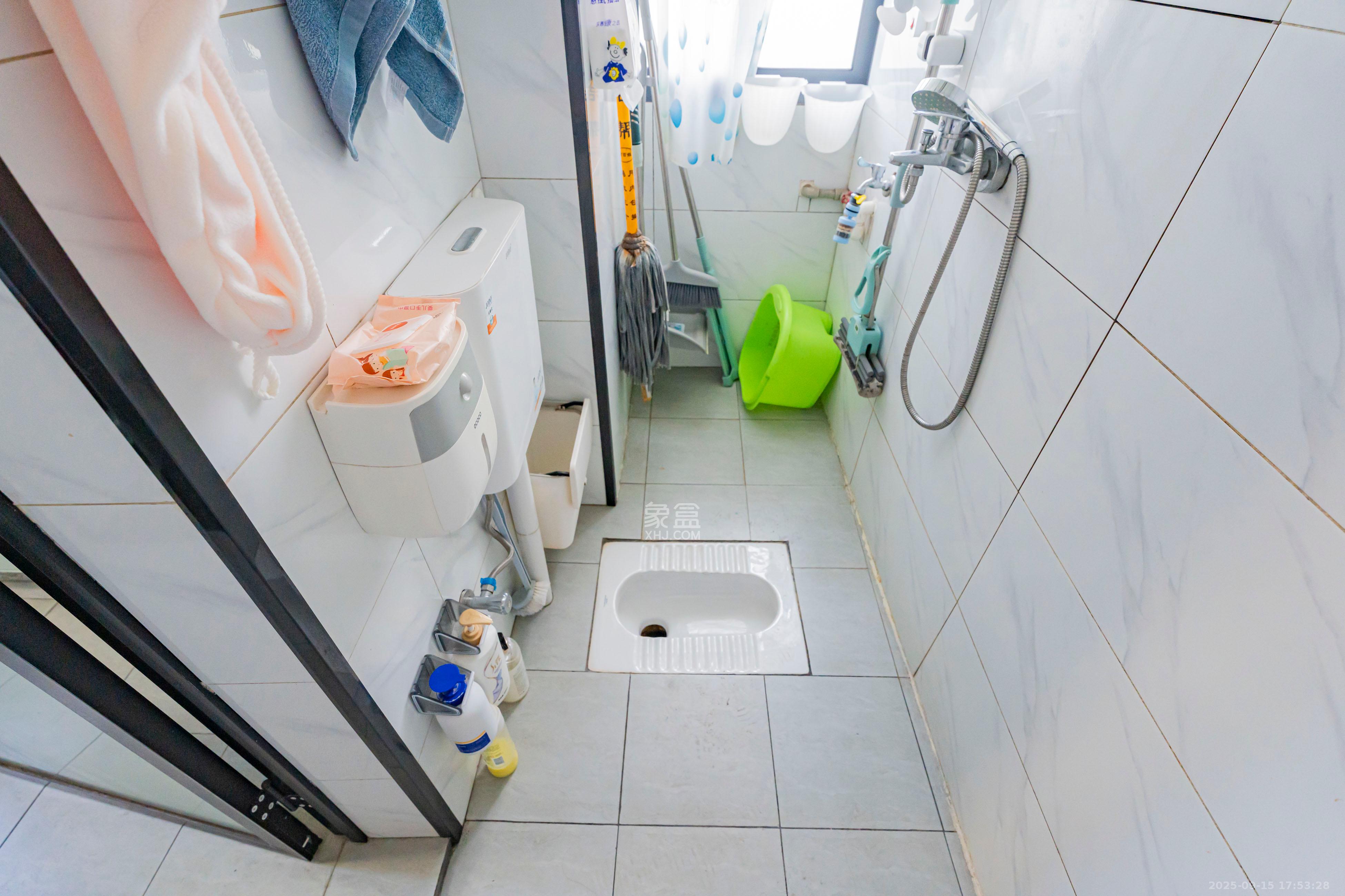 三角塘88号（原长沙市轻化公司宿舍）  2室2厅1卫    49.8万卫生间