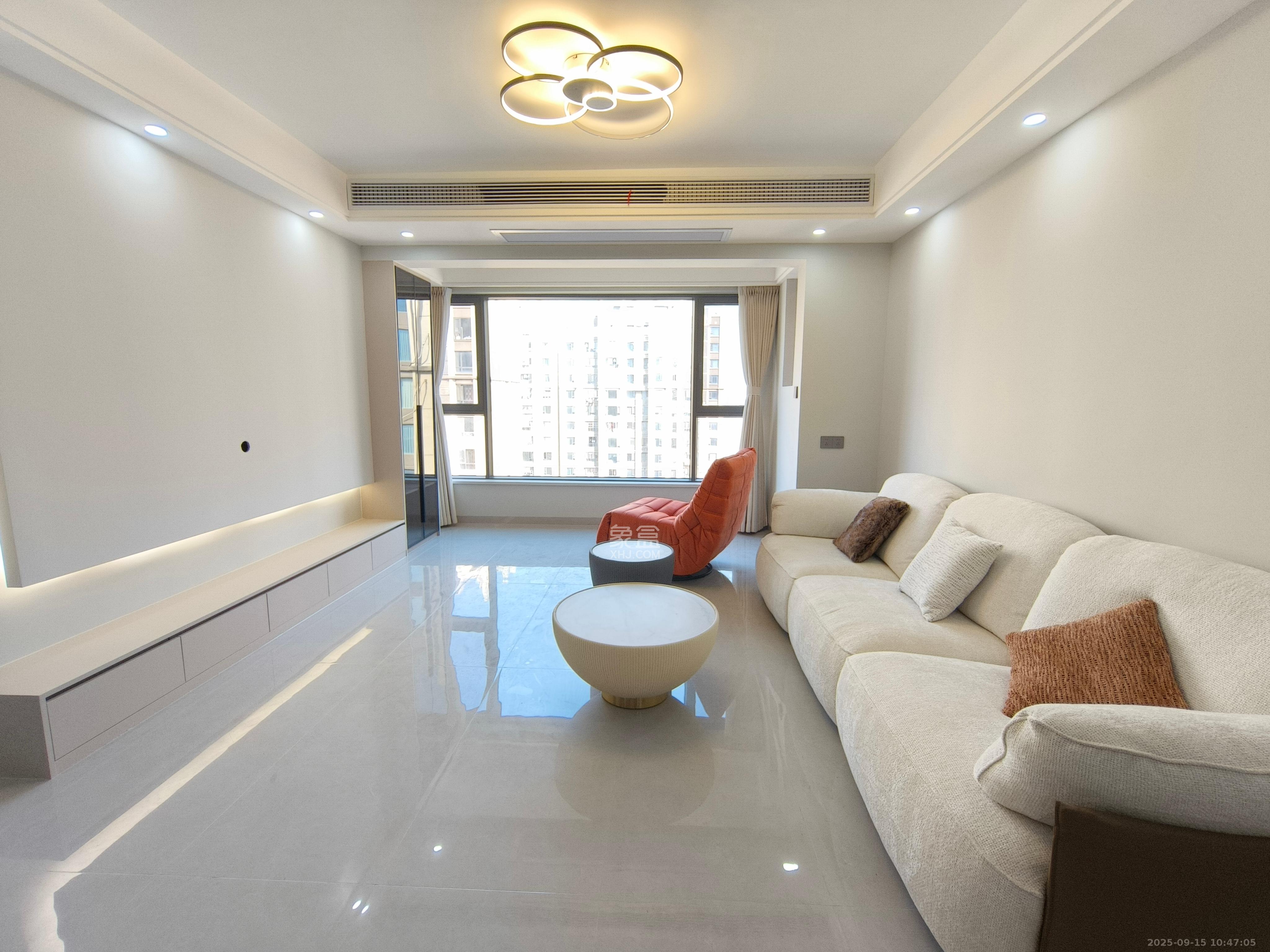 协信星澜汇  4室2厅2卫    4500.0元/月 协信星澜汇  4室2厅2卫    4500.0元/月户型图