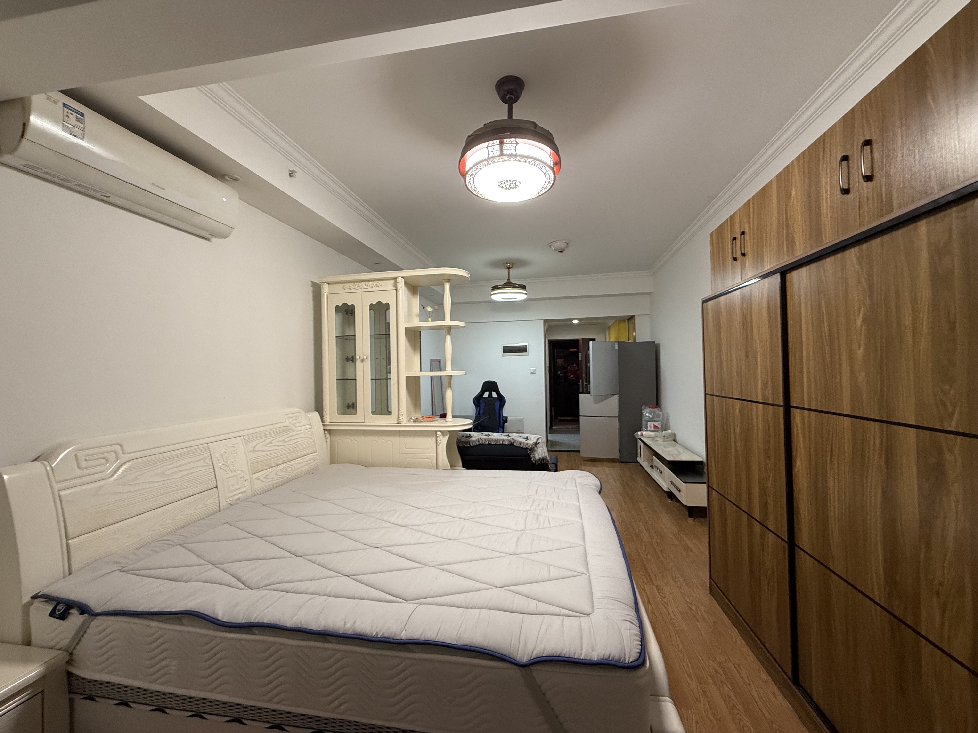 五江碧桂园城市广场 1室1厅1卫 1200.0元/月 五江碧桂园城市广场 1室1厅1卫 1200.0元/月室内图