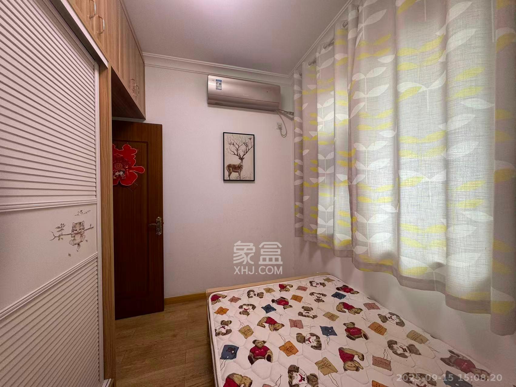 江山帝景哈佛  3室2厅1卫    2000.0元/月 江山帝景哈佛  3室2厅1卫    2000.0元/月室内图