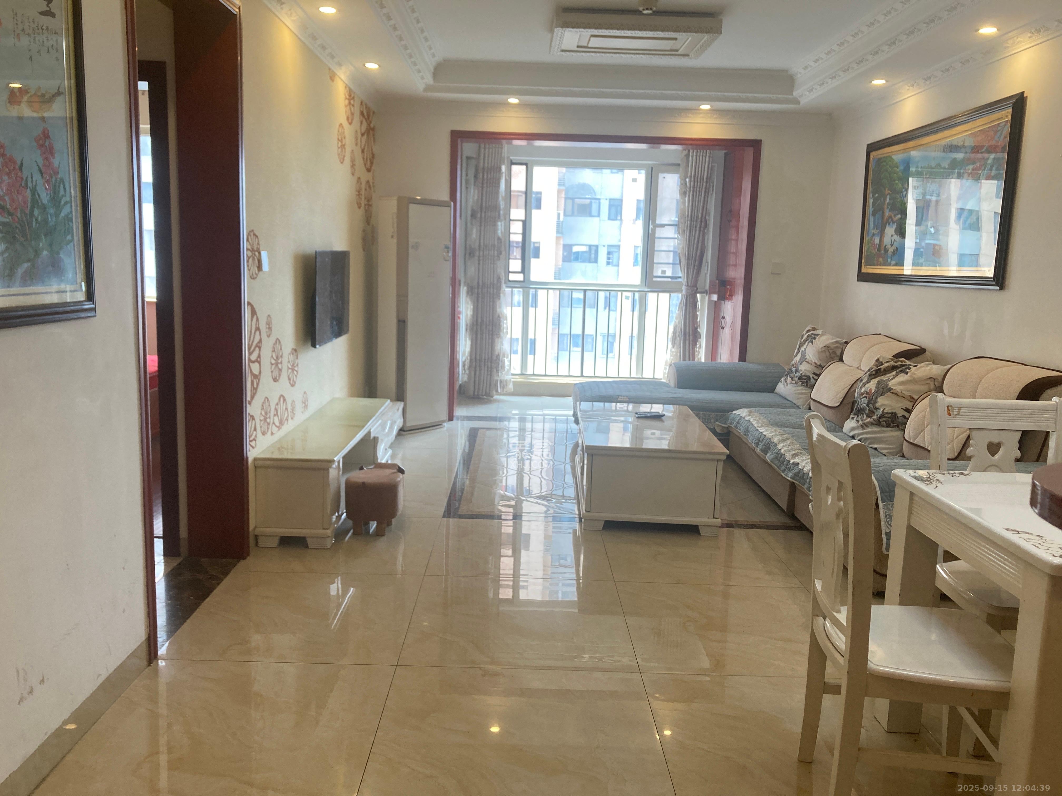 北辰三角洲E6区 3室2厅2卫 3300.0元/月 北辰三角洲E6区 3室2厅2卫 3300.0元/月室内图