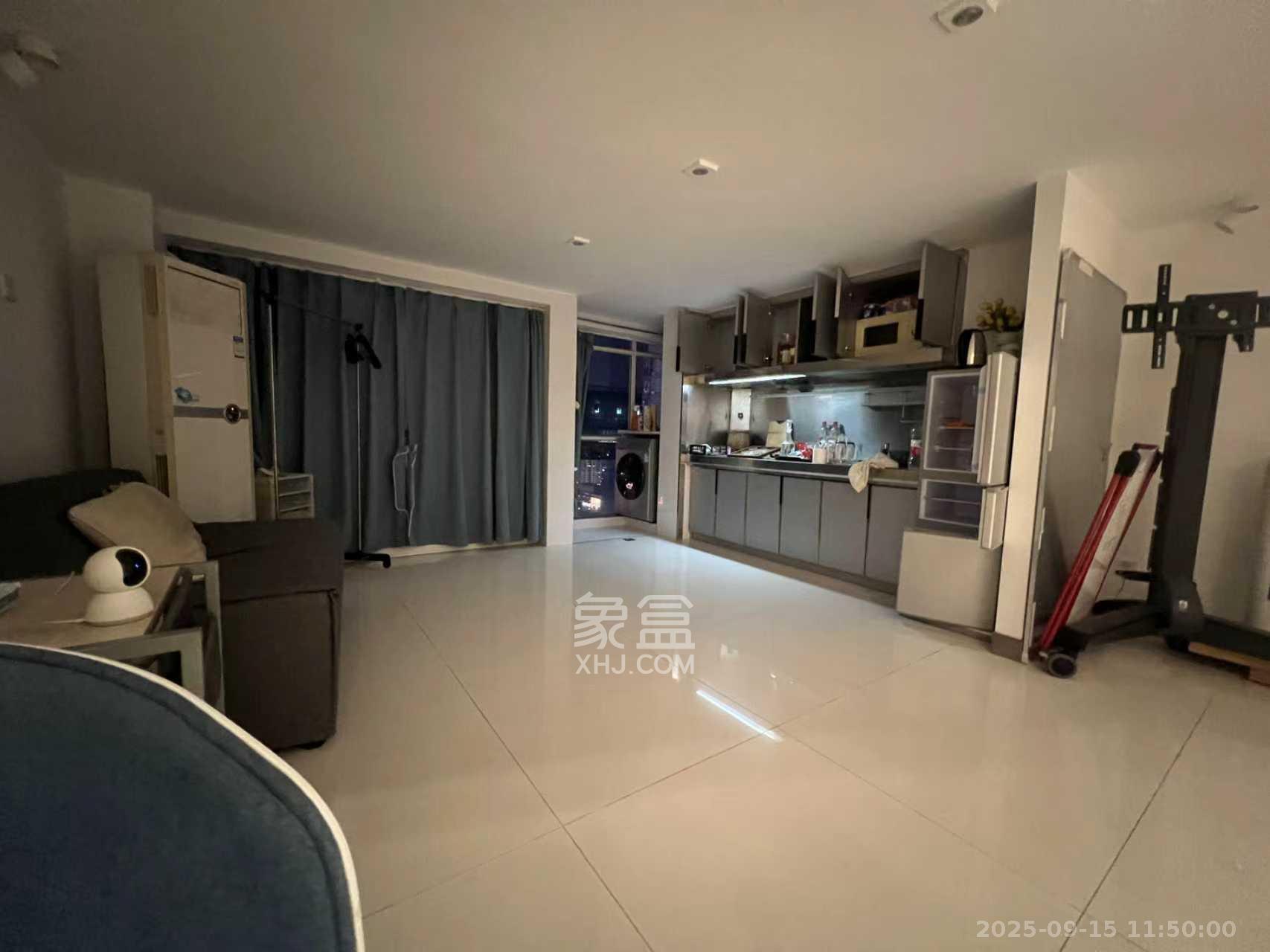 曼哈顿新贵  3室2厅1卫    3600.0元/月 曼哈顿新贵  3室2厅1卫    3600.0元/月室内图