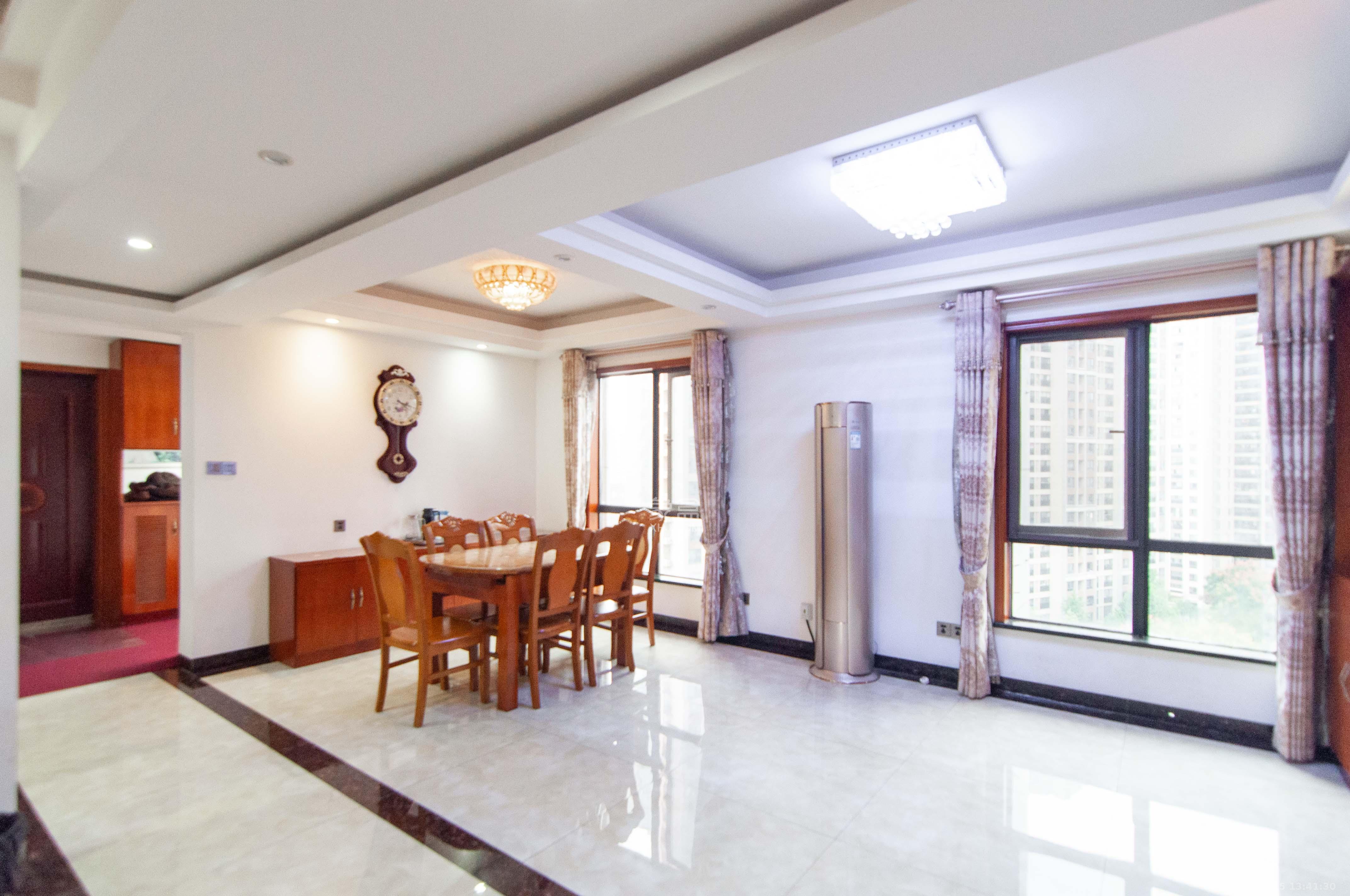 达美D6区 4室2厅2卫 136.8万 达美D6区 4室2厅2卫 136.8万其他