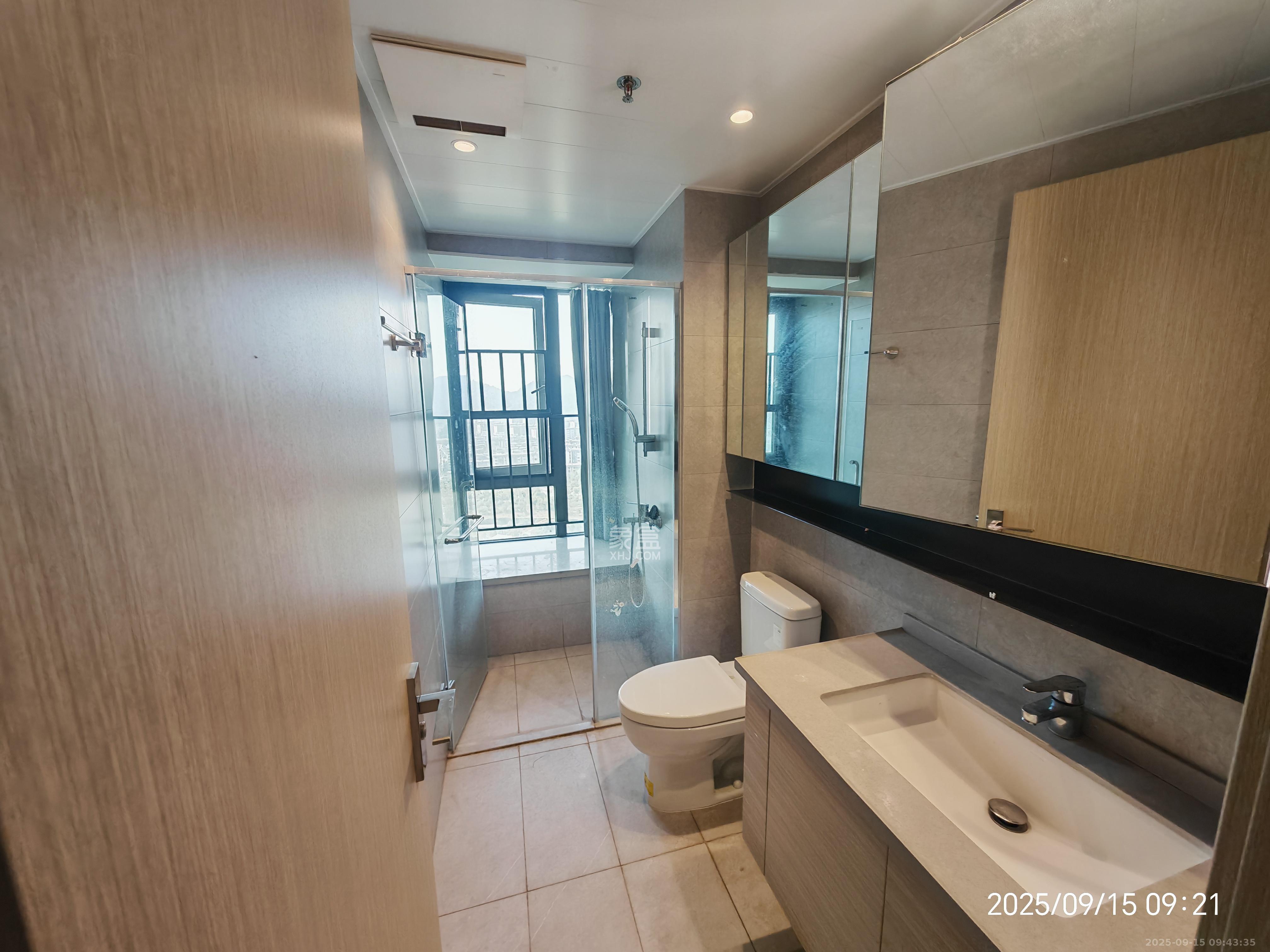 时代梅溪领峰  1室0厅0卫    4000.0元/月室内图