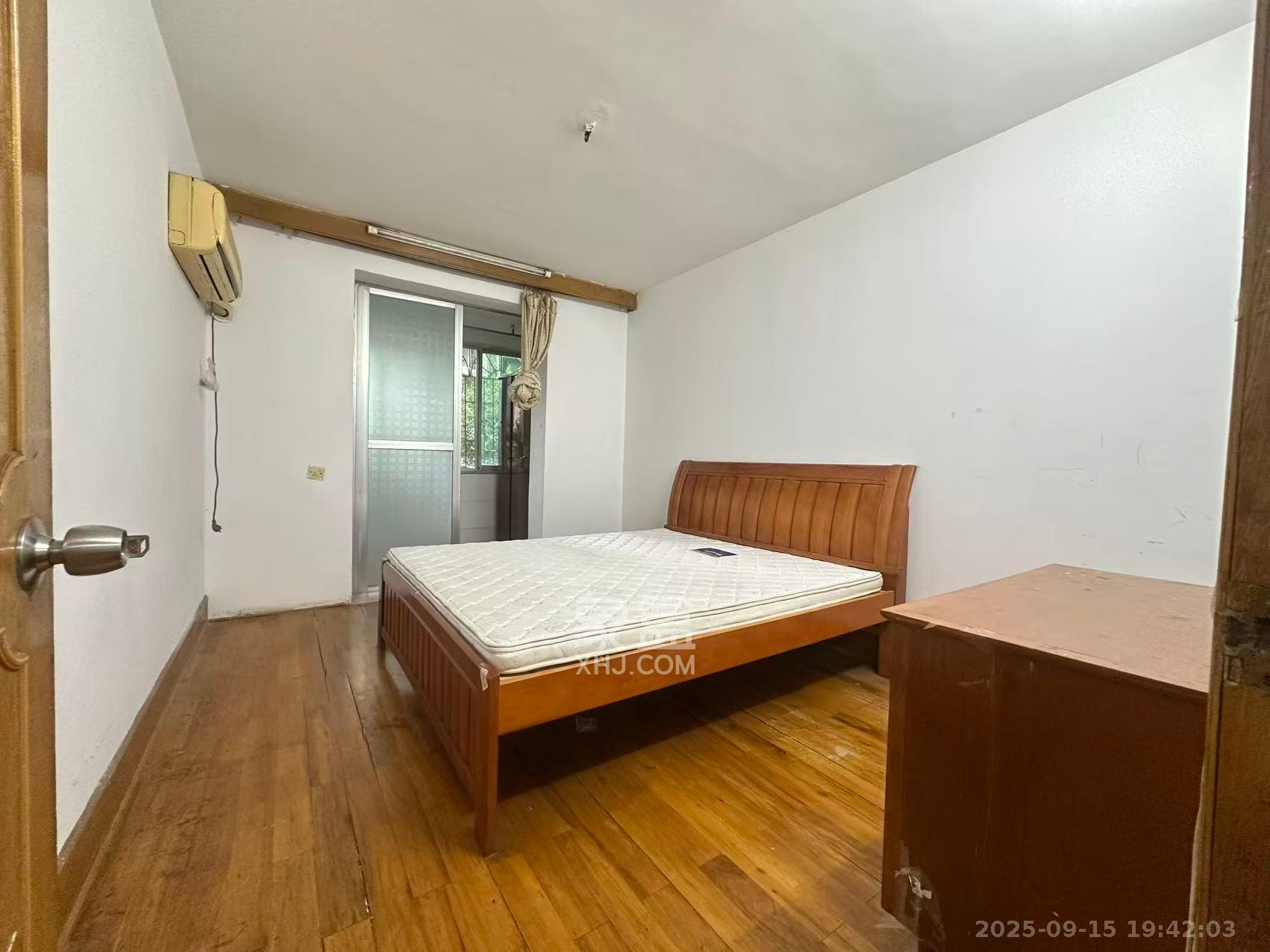 便河边散盘 3室1厅1卫 2400.0元/月 便河边散盘 3室1厅1卫 2400.0元/月室内图