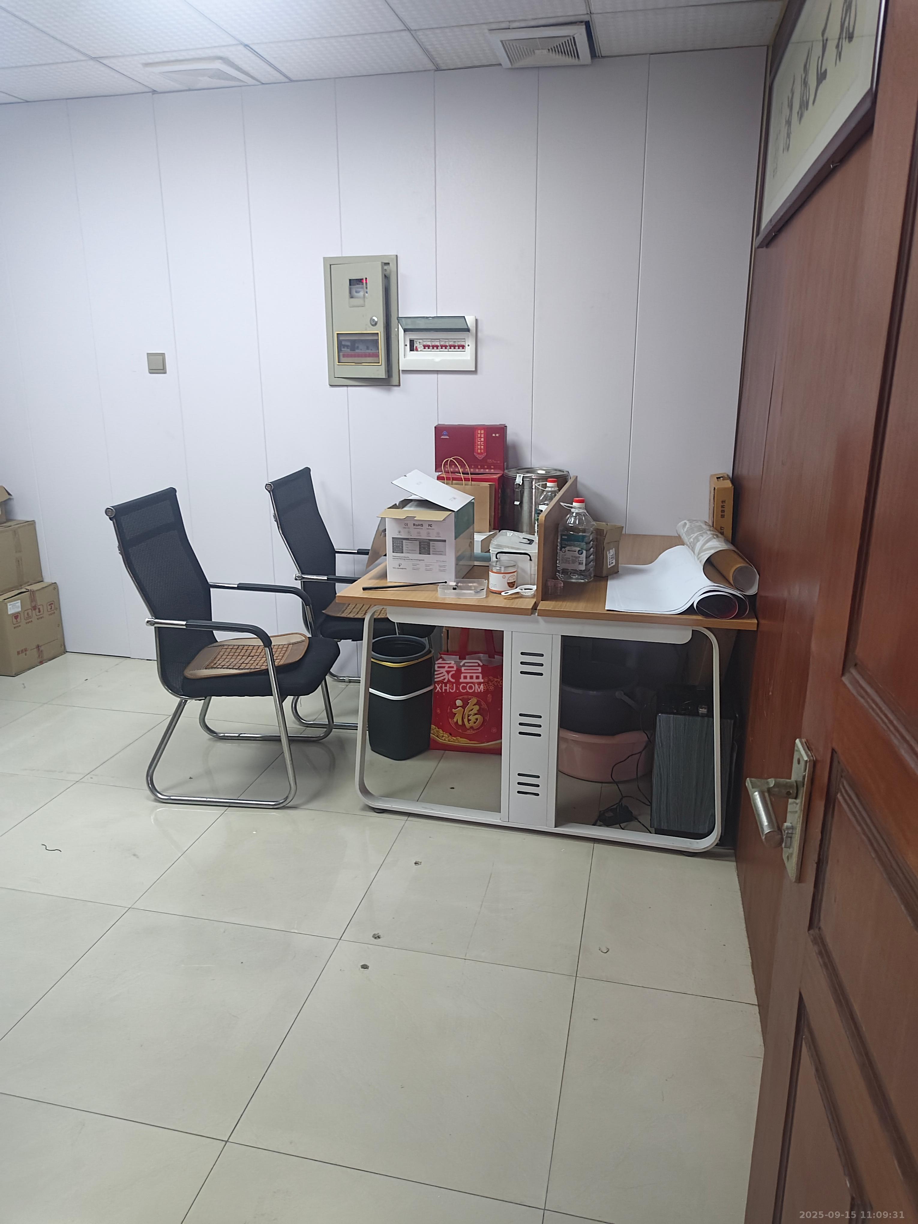 锦绣华天   101.0㎡     3000.00元/月室内图