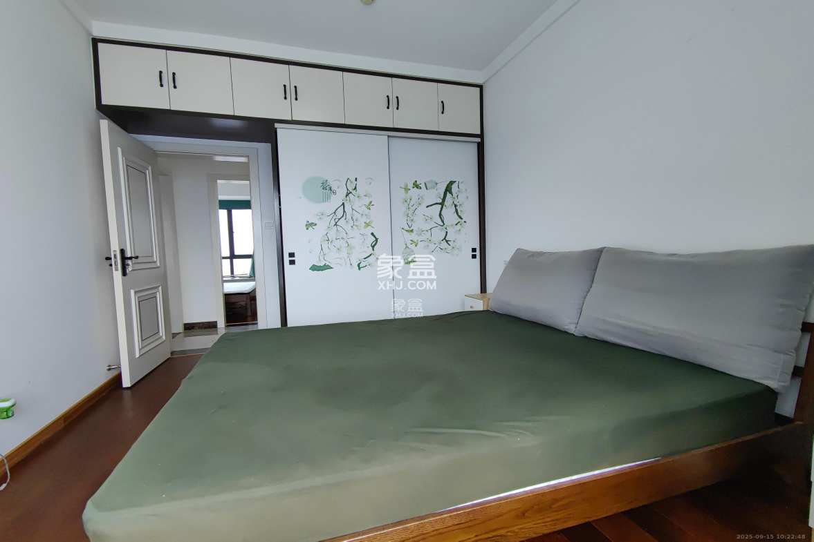 天祥水晶湾 4室2厅2卫 5000.0元/月 天祥水晶湾 4室2厅2卫 5000.0元/月室内图