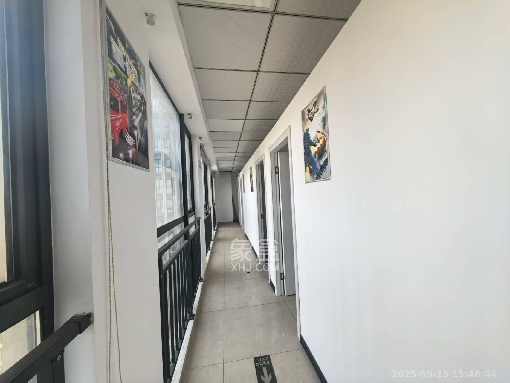 新长海广场   500.0㎡      20000.0元/月室内图