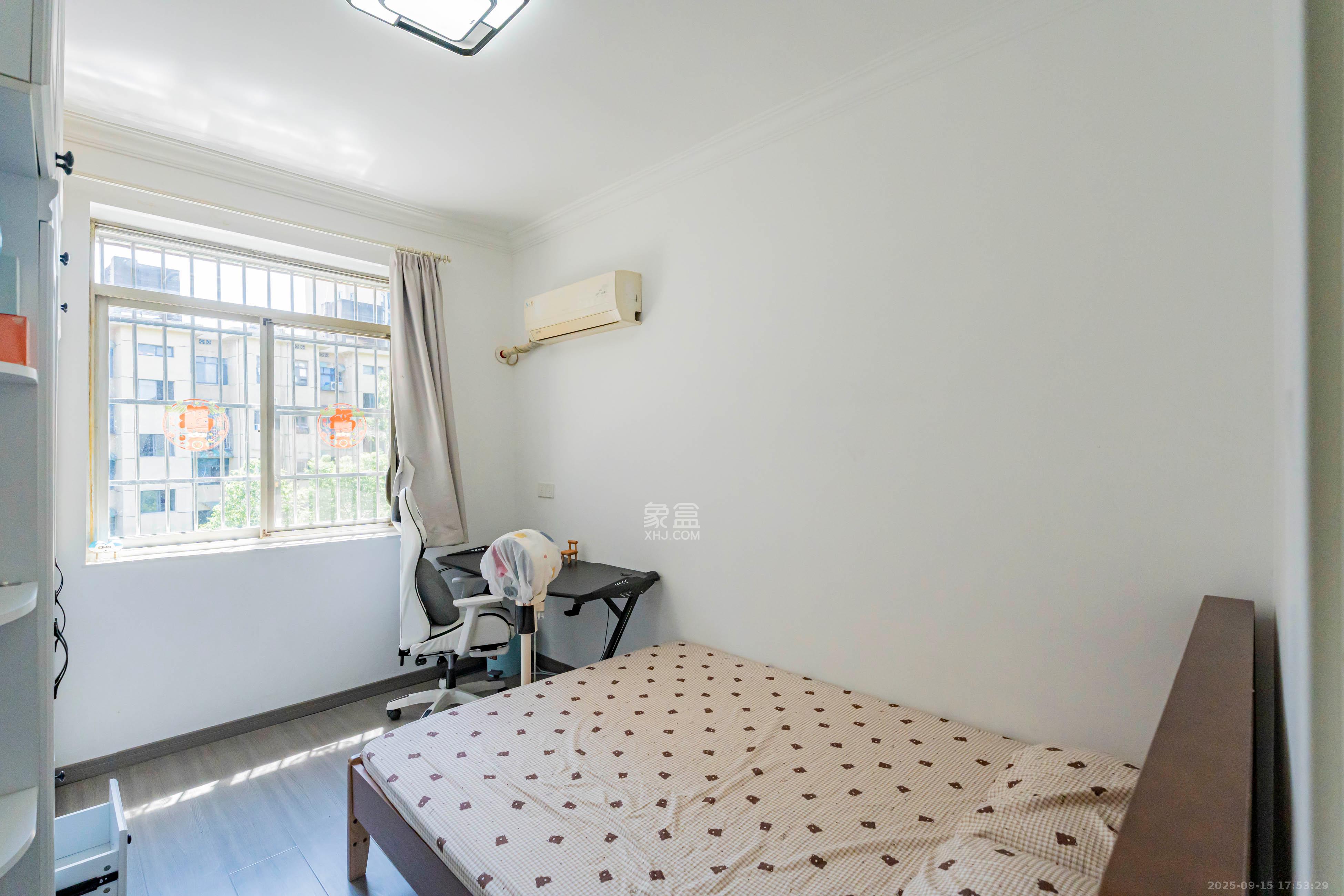 三角塘88号（原长沙市轻化公司宿舍）  2室2厅1卫    49.8万卧室