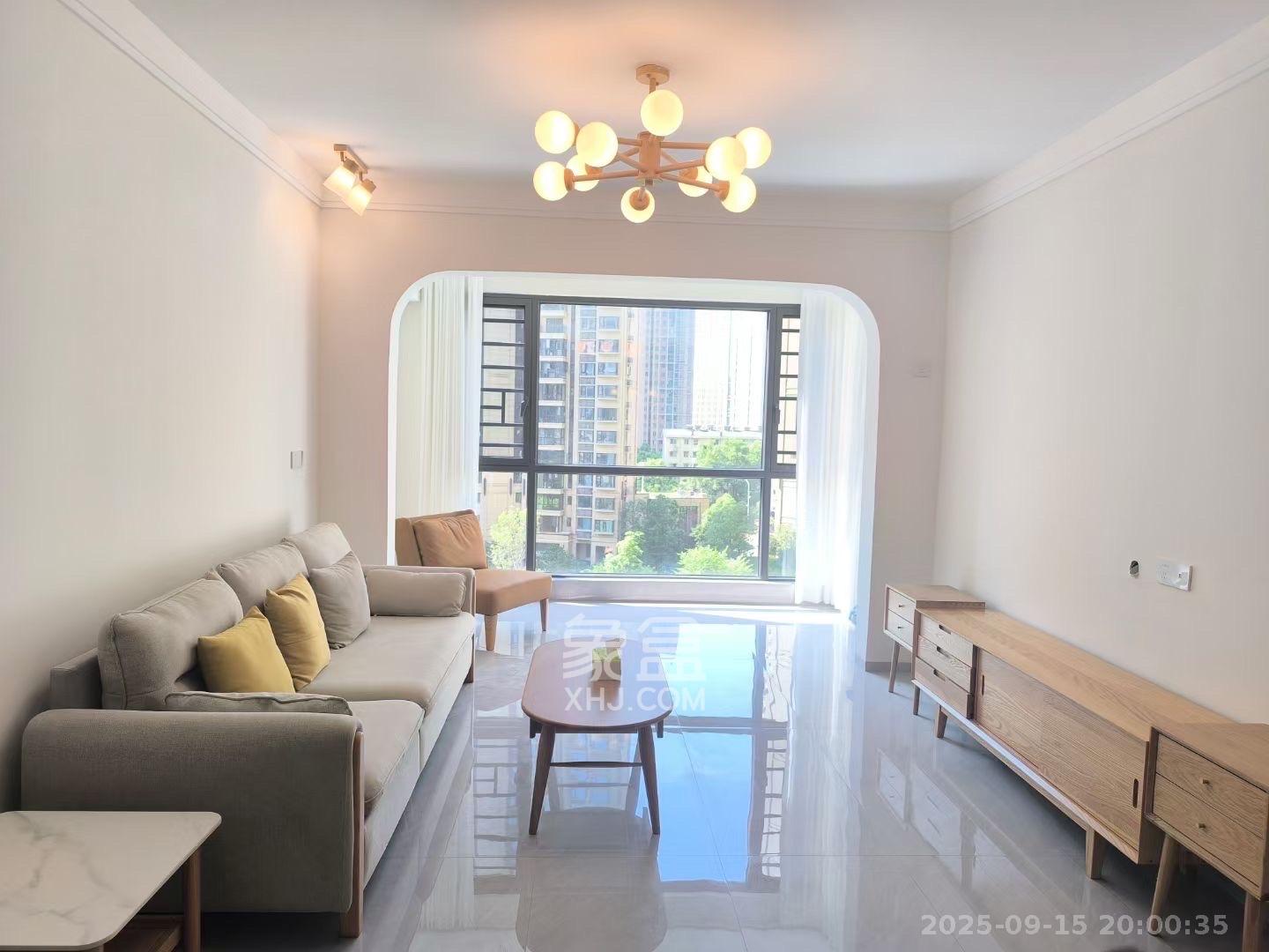 保利大都汇一期、二期 3室2厅2卫 3500.0元/月 保利大都汇一期、二期 3室2厅2卫 3500.0元/月室内图