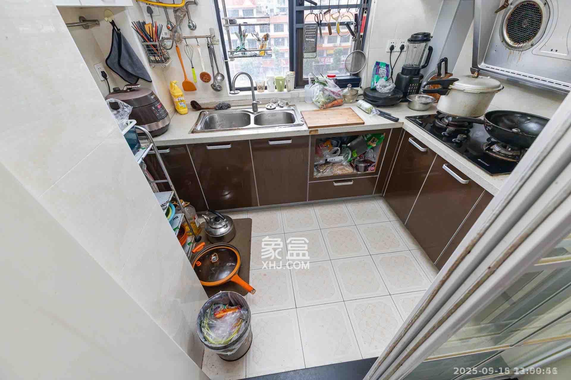 润和之悦（金泽园）  1室2厅1卫    2100.0元/月室内图