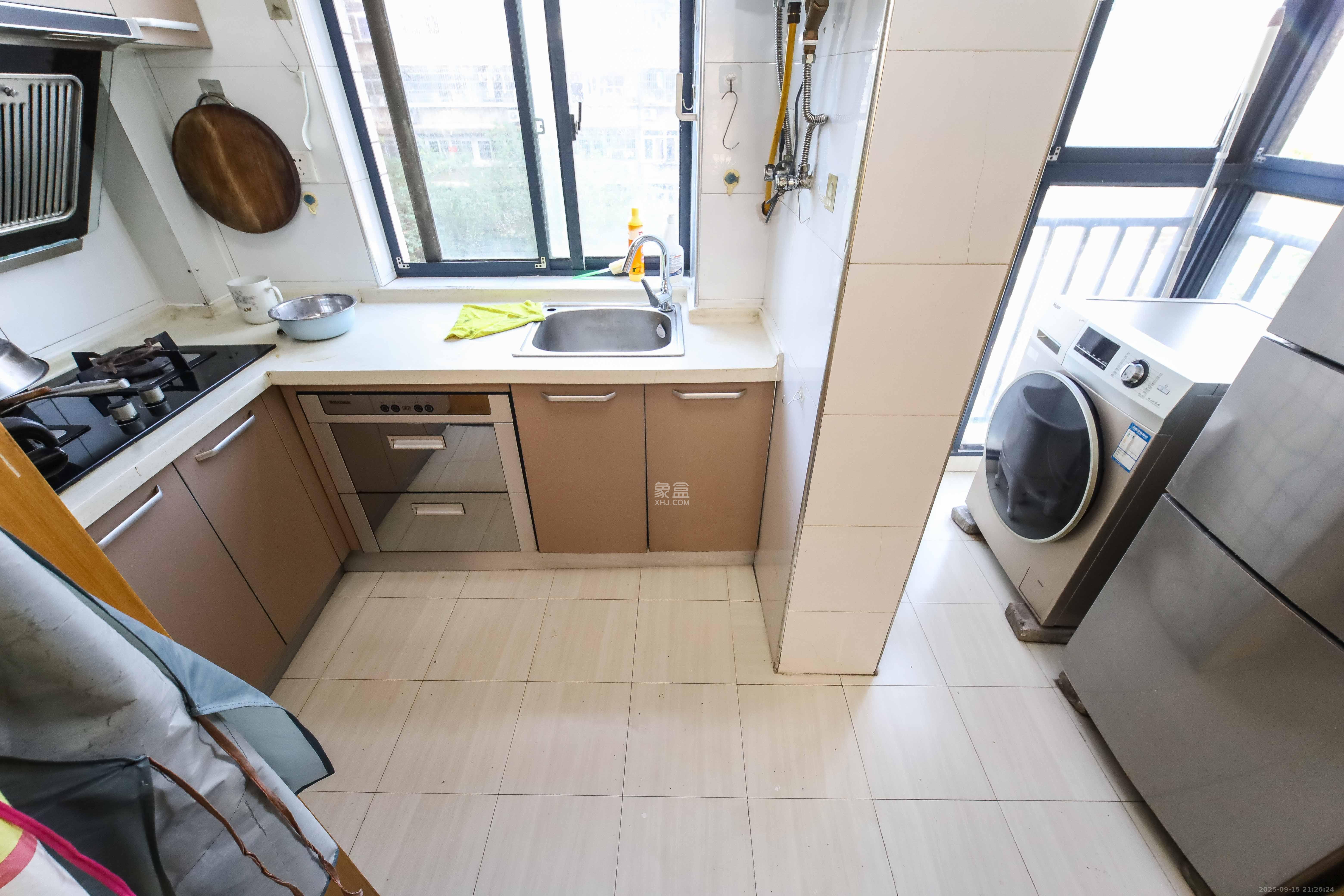 运通尊苑 3室2厅1卫 75.0万 运通尊苑 3室2厅1卫 75.0万厨房